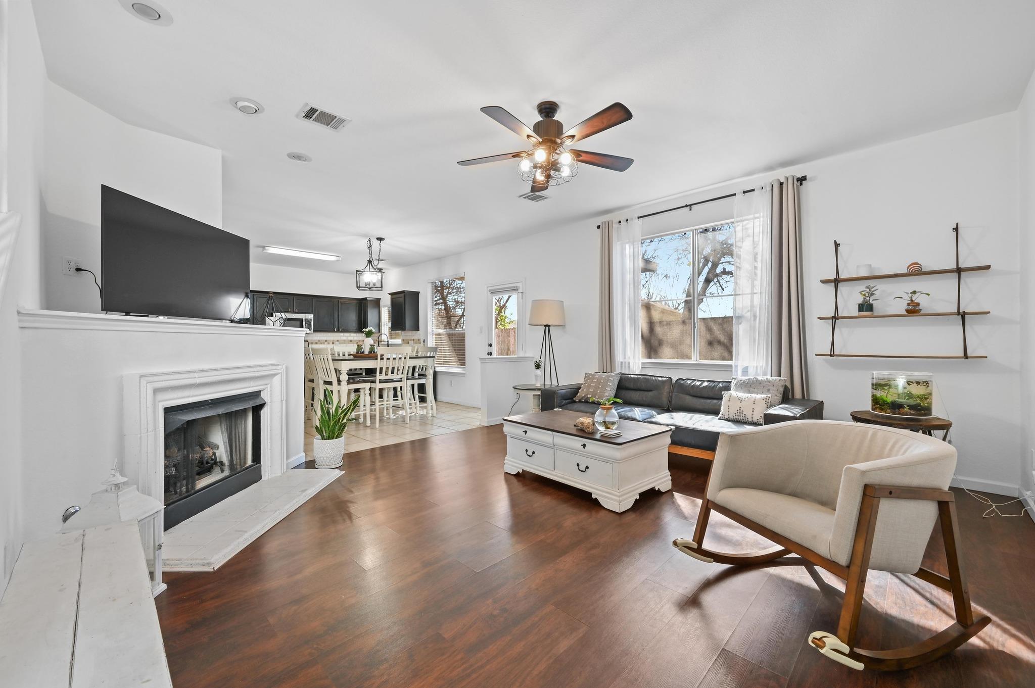 1451 Roxannes Run, Pflugerville, TX 78660