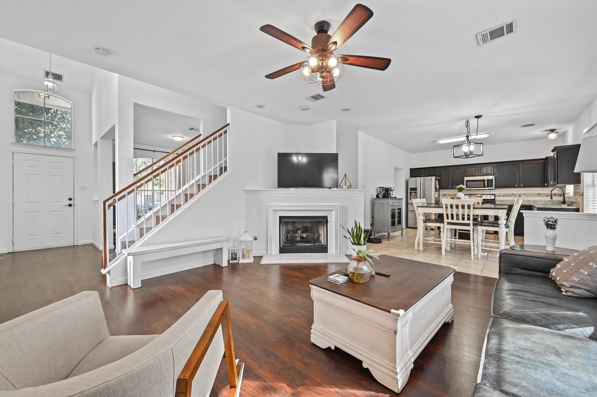 1451 Roxannes Run, Pflugerville, TX 78660