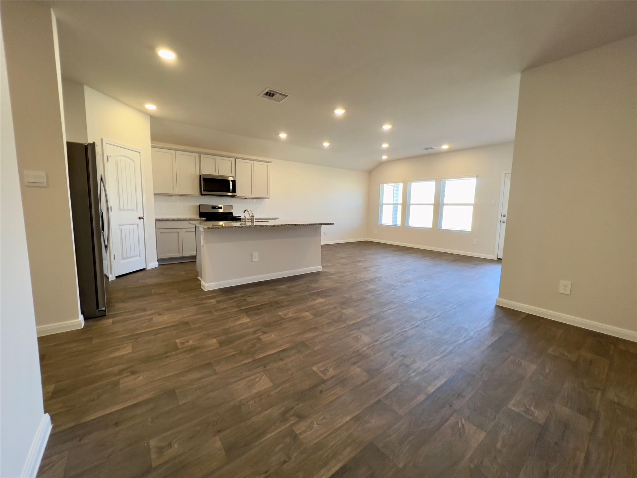 314 Addison Pl, Lockhart, TX 78644