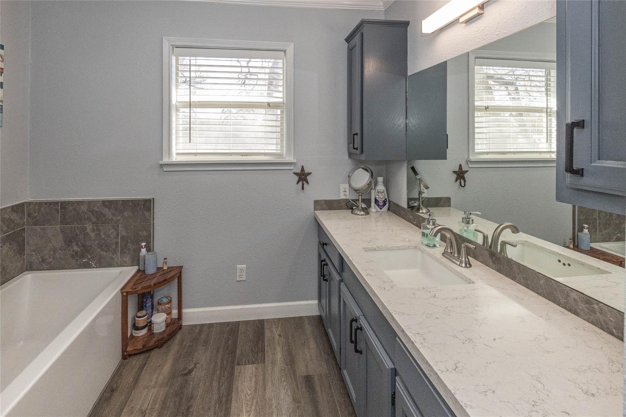 1250 S Rainbow Ranch Rd, Wimberley, TX 78676