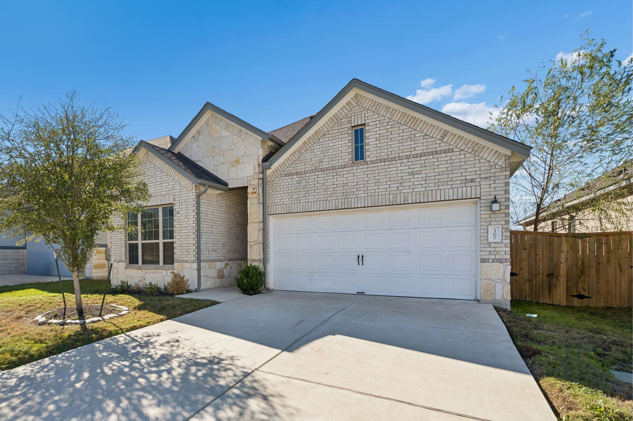 13002 Stanford Dr, Austin, TX 78748