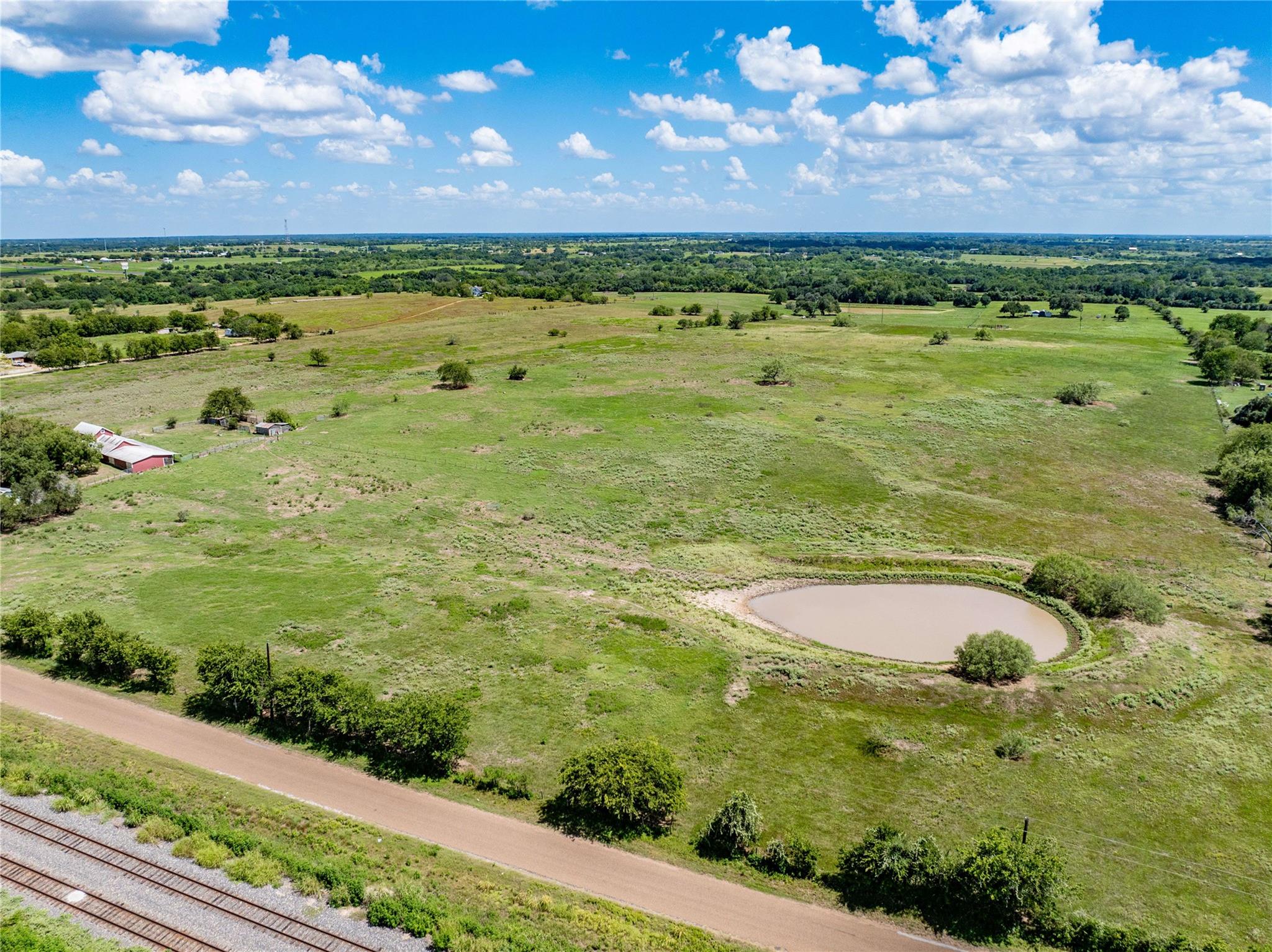 1466 County Road 253, Weimar, TX 78962