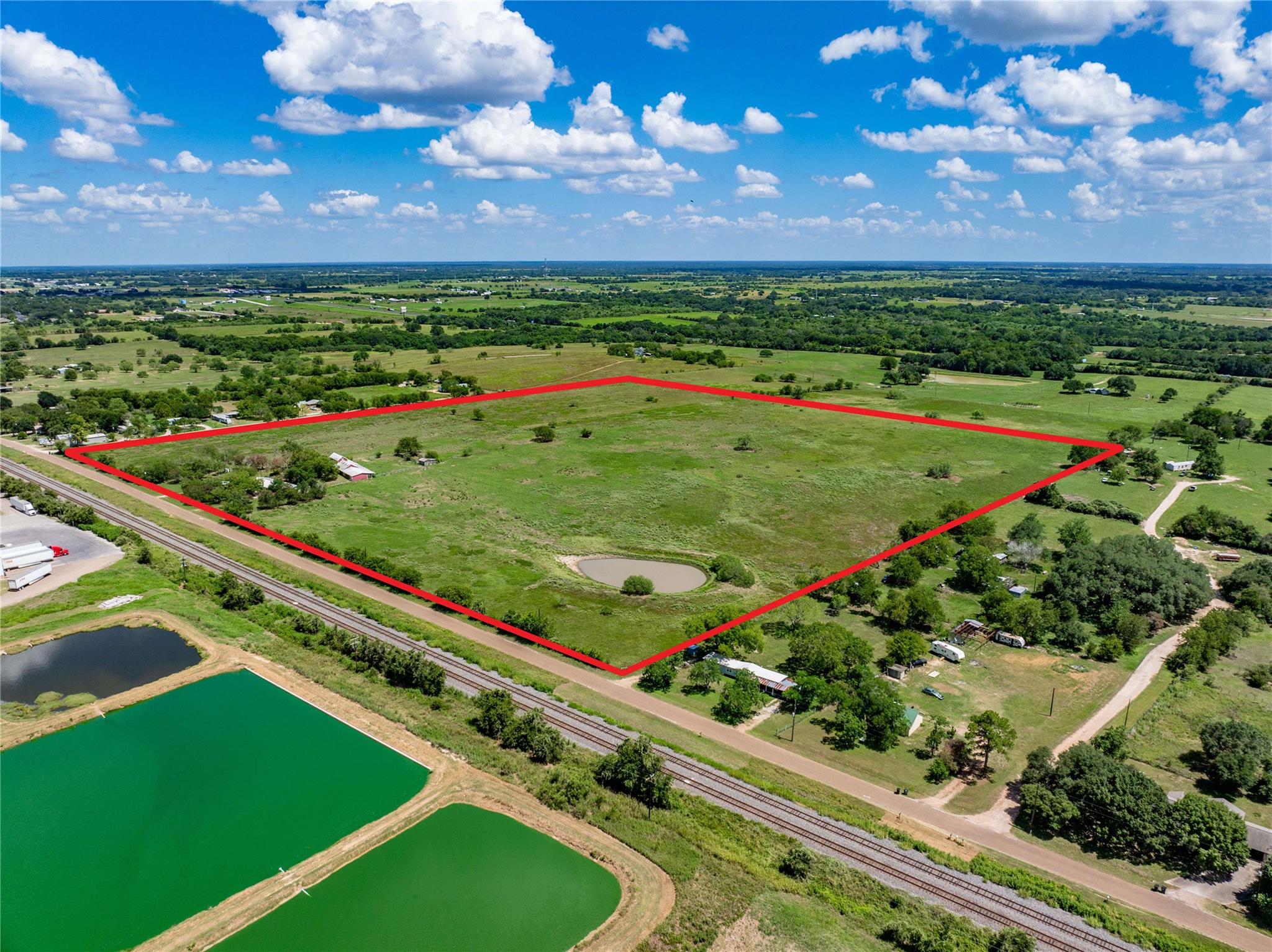 1466 County Road 253, Weimar, TX 78962