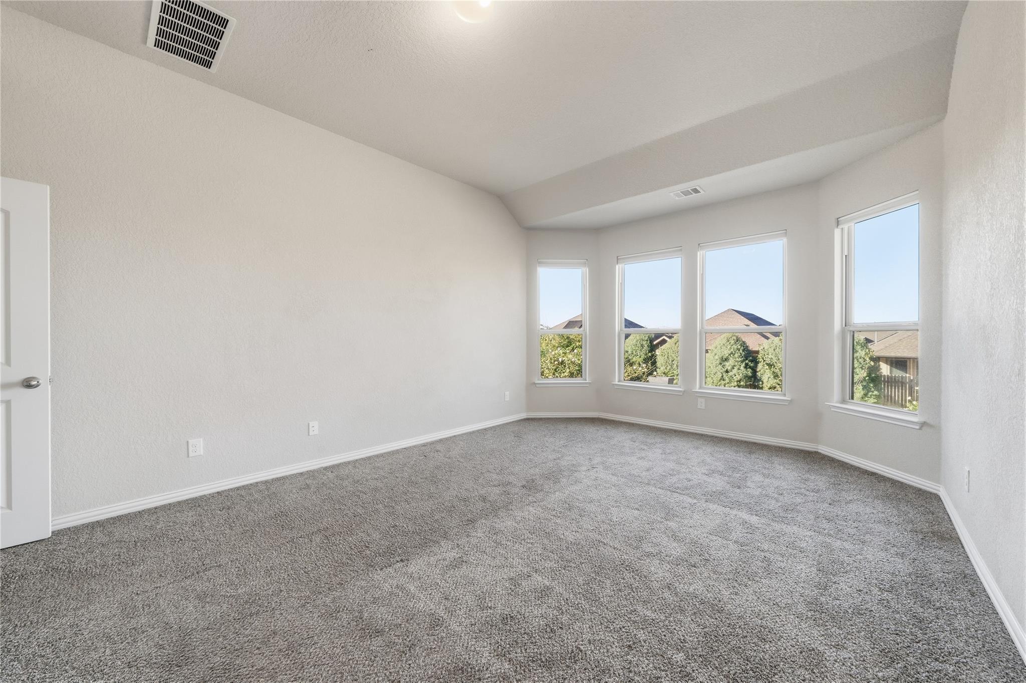 134 Finley St, Hutto, TX 78634