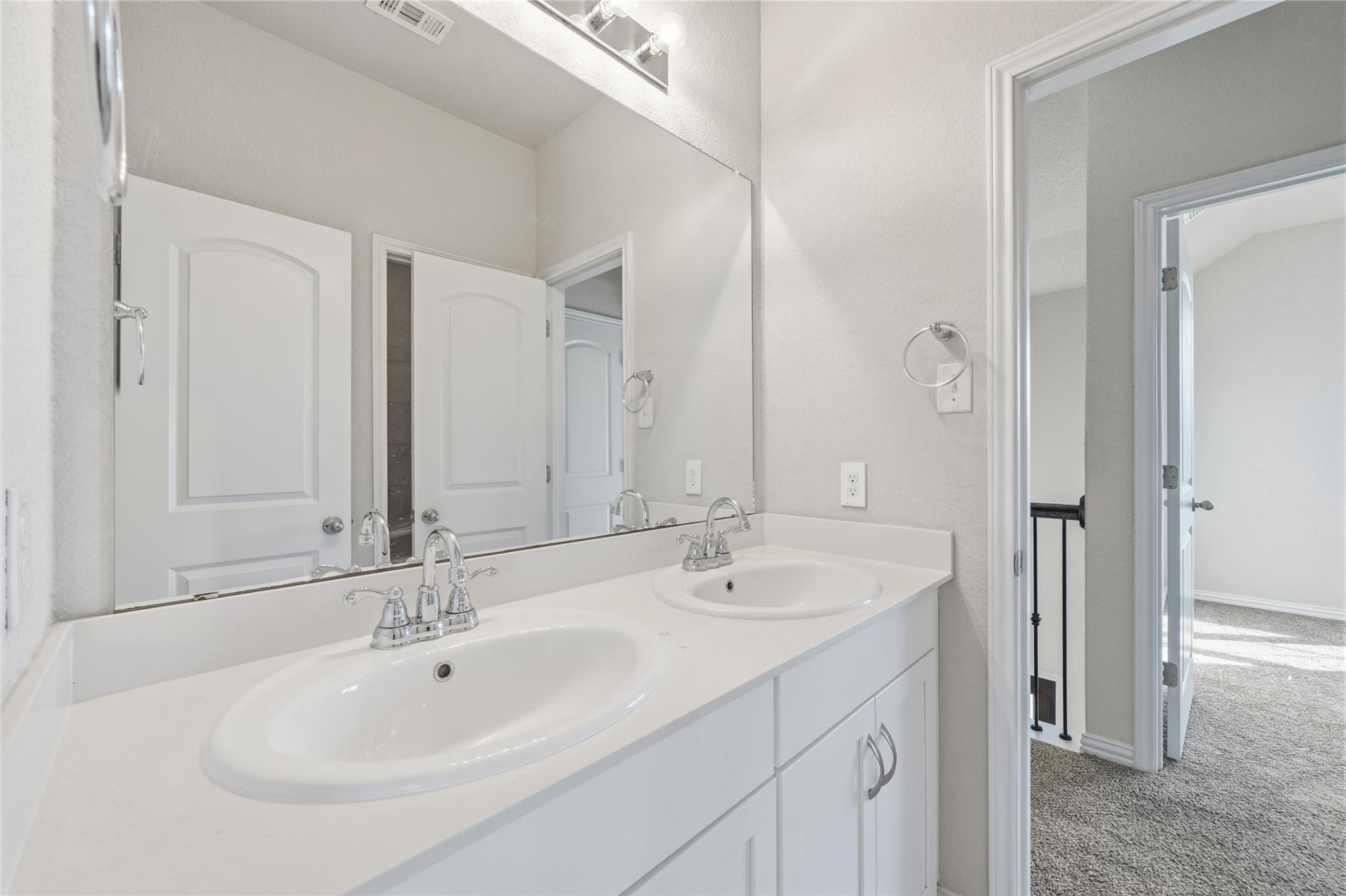 134 Finley St, Hutto, TX 78634