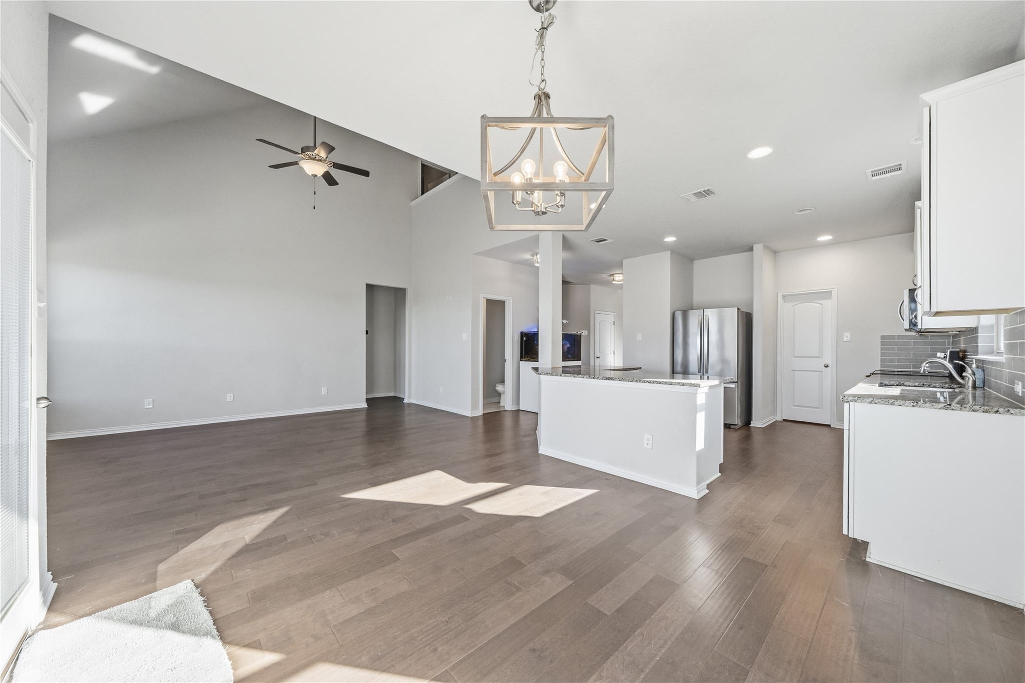 134 Finley St, Hutto, TX 78634