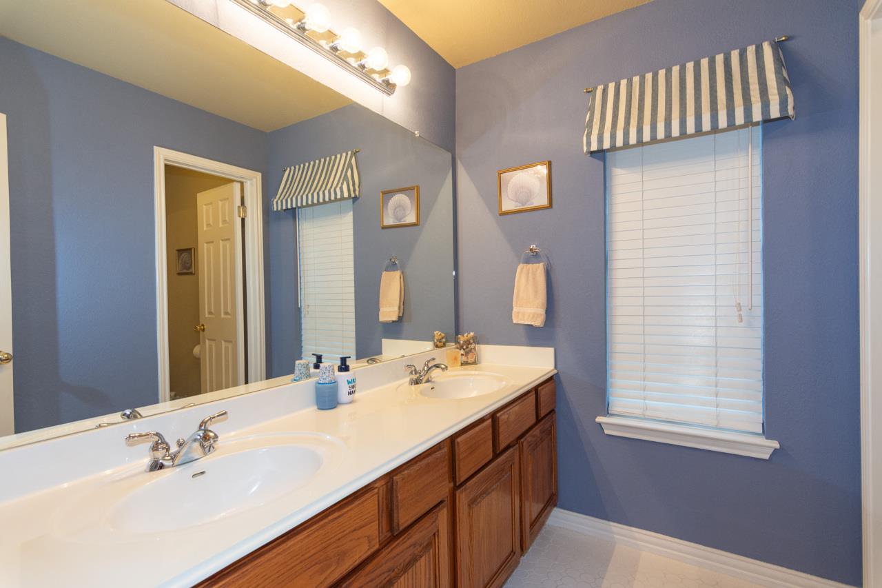 11401 Ohmfield Ct, Austin, TX 78739