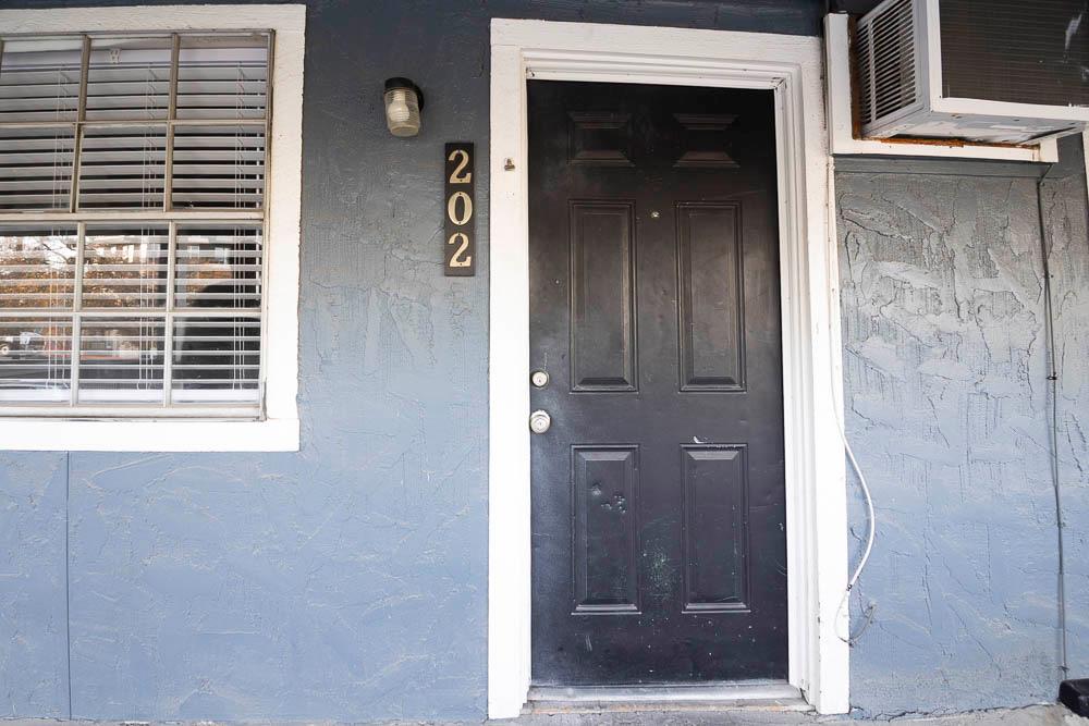 1300 Parker Ln # 202, Austin, TX 78741