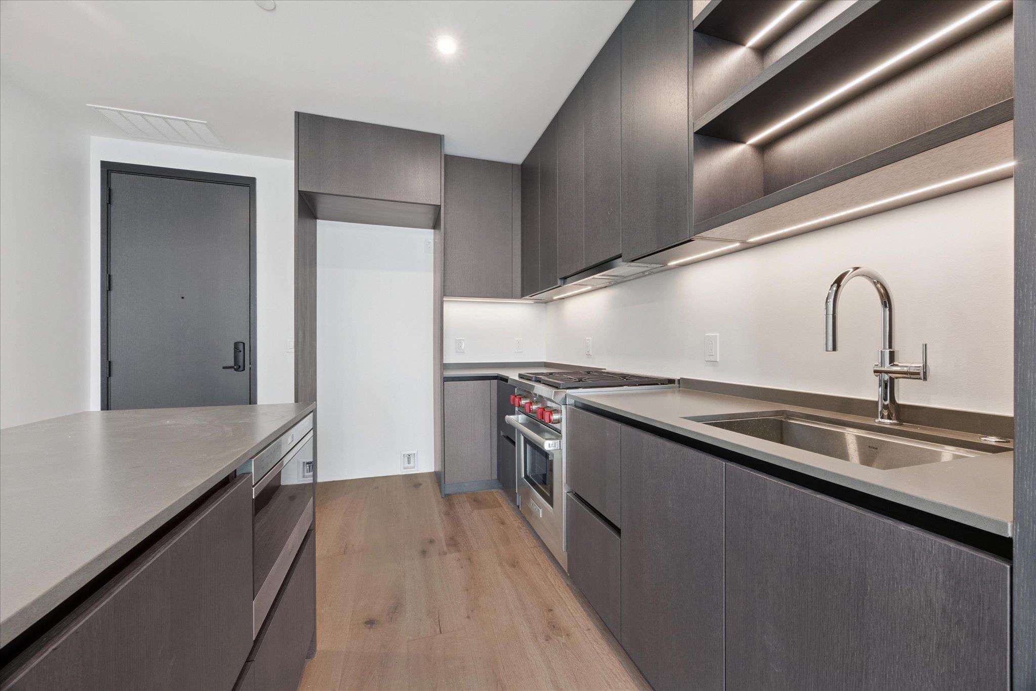 610 Davis St # 2409, Austin, TX 78701