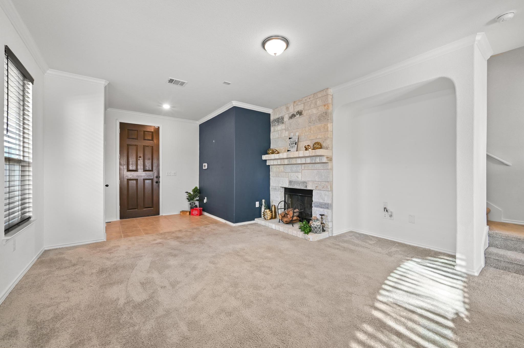 6204 Conestoga Wagon Way, Del Valle, TX 78617