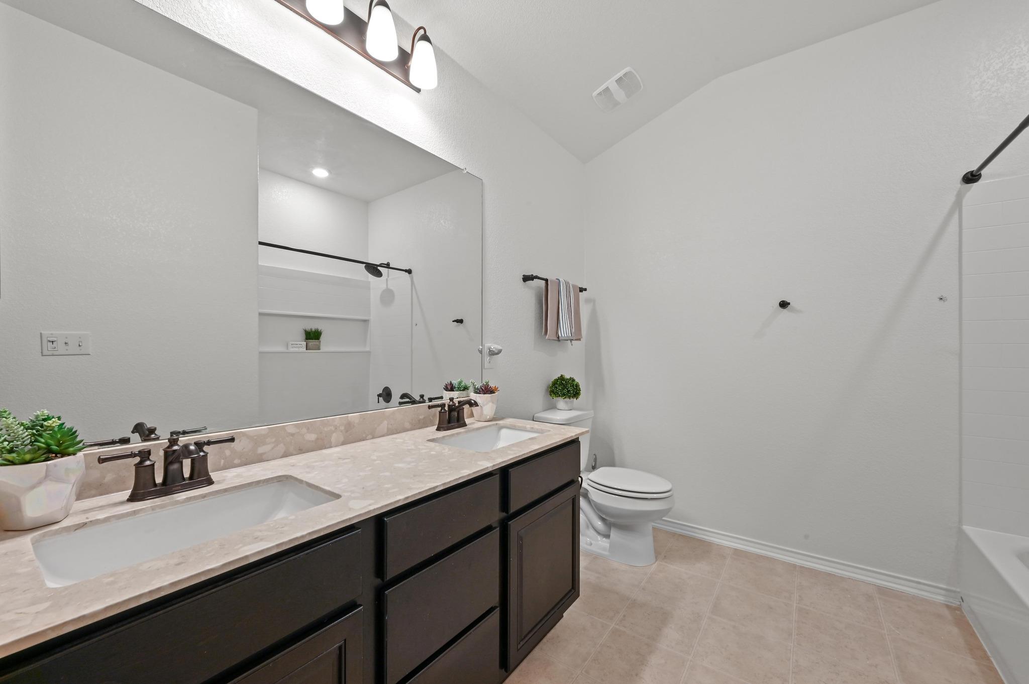 6204 Conestoga Wagon Way, Del Valle, TX 78617