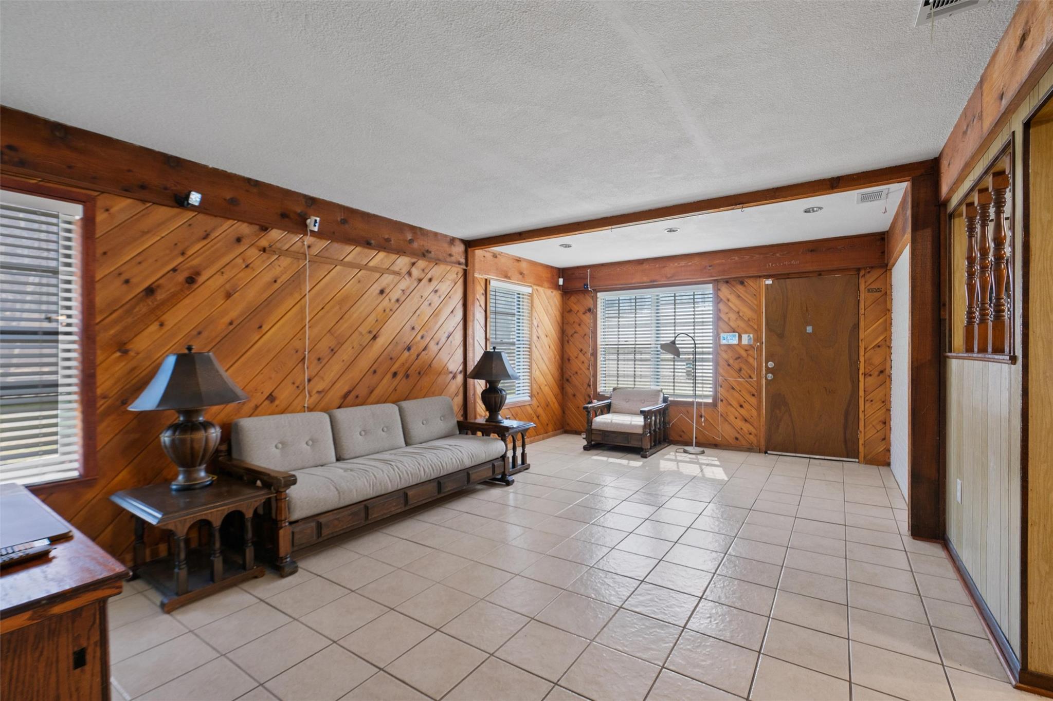 1000 S Center St, Austin, TX 78704