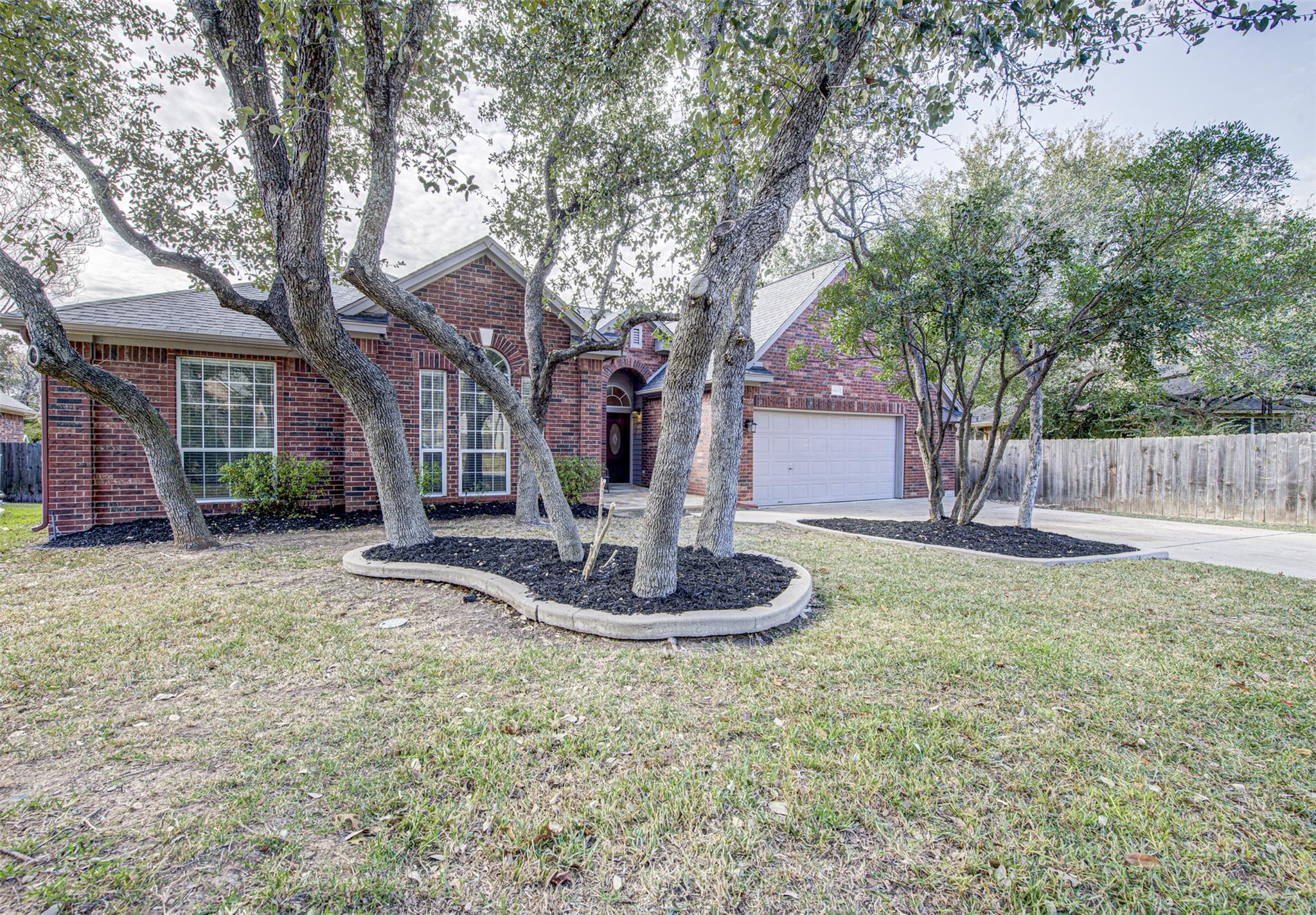 6005 Sierra Leon, Austin, TX 78759