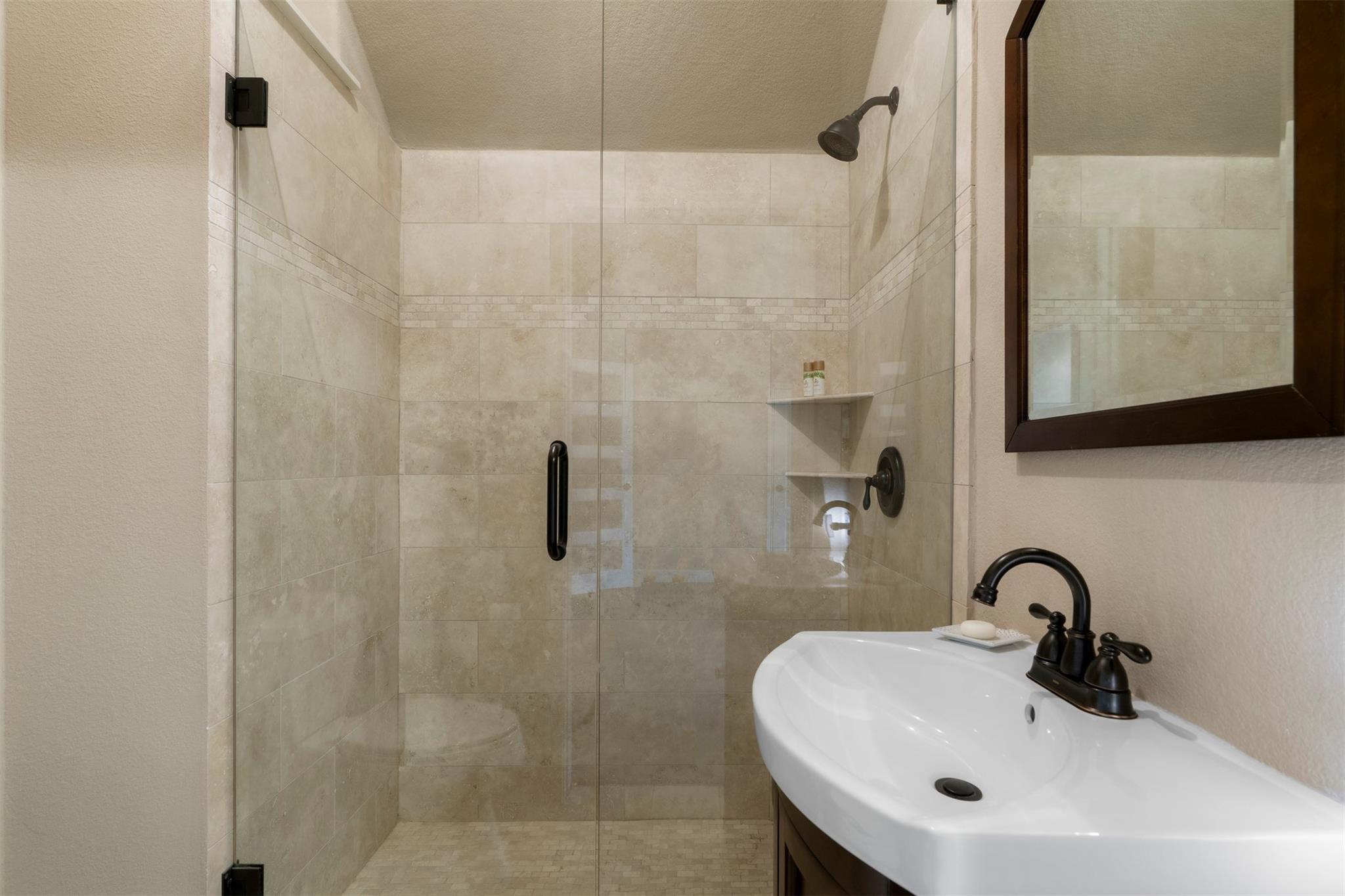 11316 Hollister Dr, Austin, TX 78739