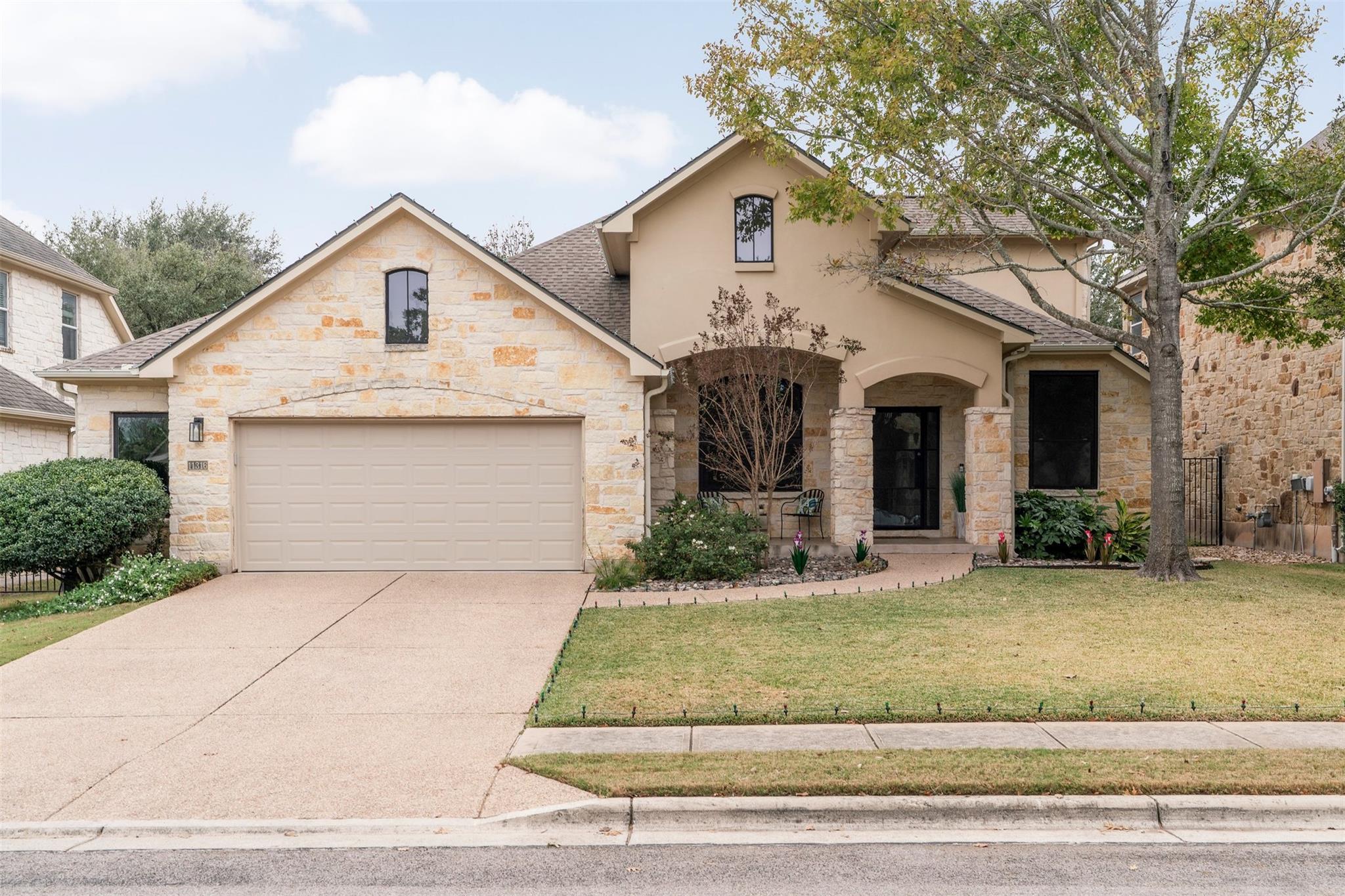 11316 Hollister Dr, Austin, TX 78739