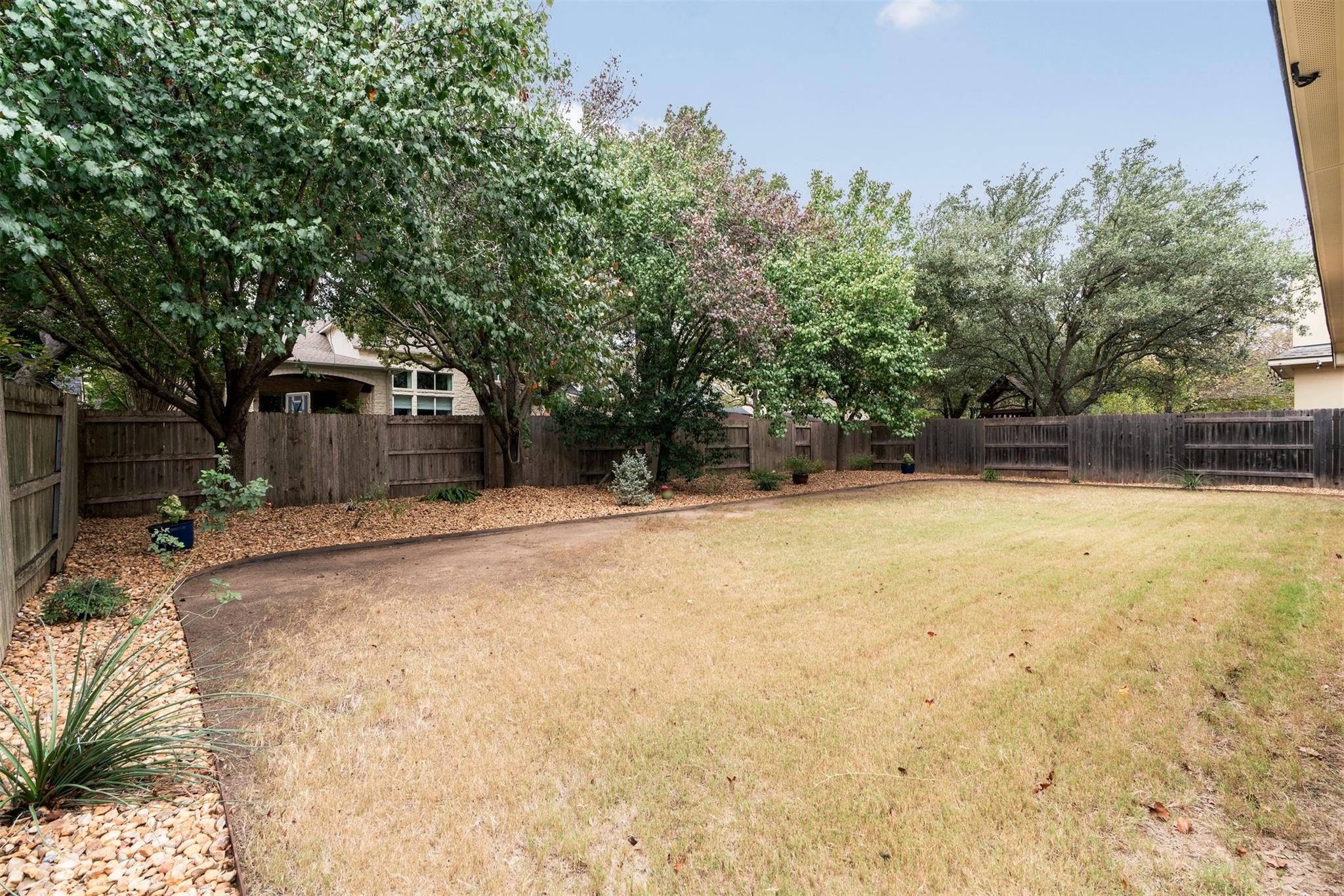 11316 Hollister Dr, Austin, TX 78739
