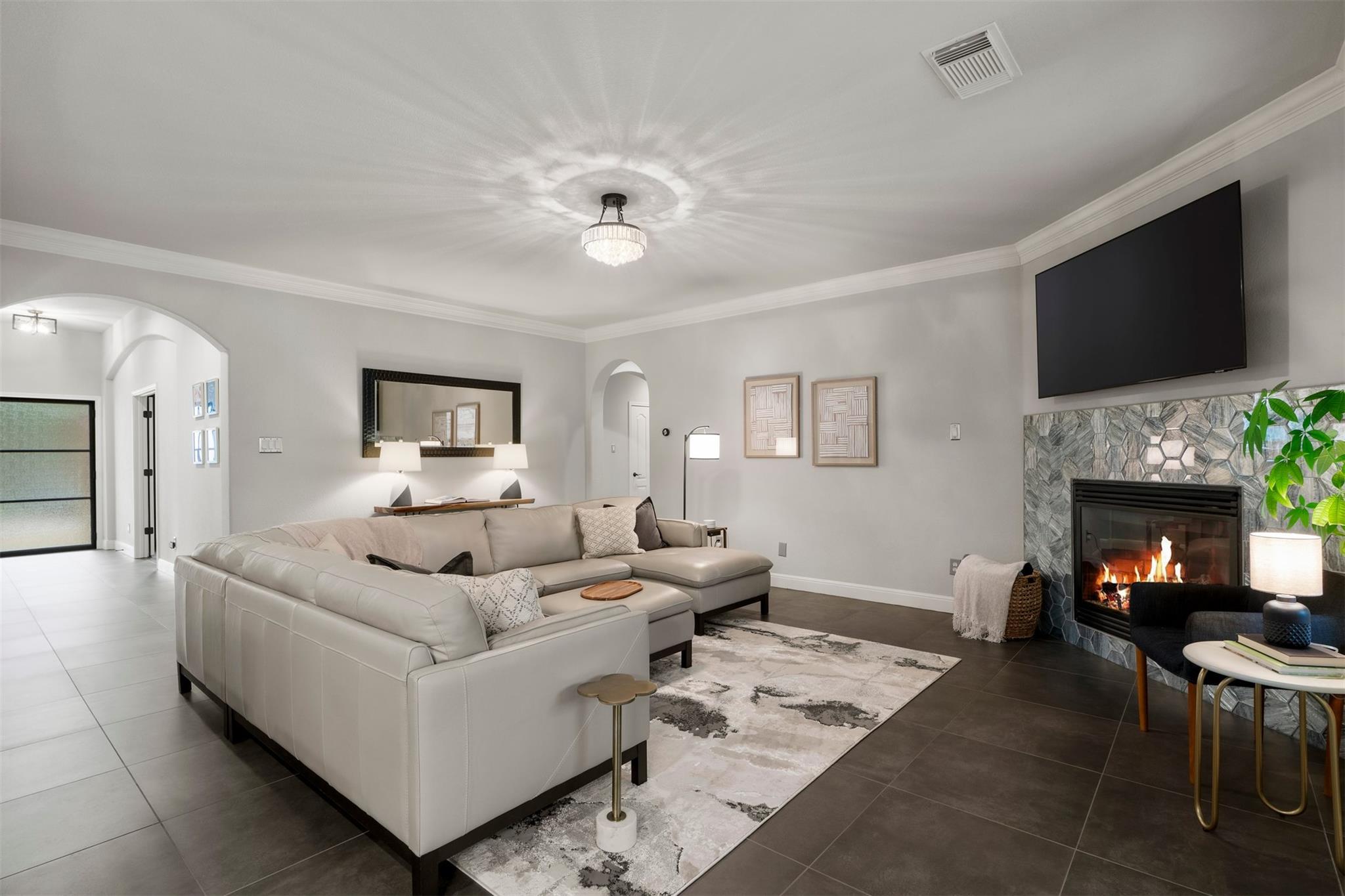 11316 Hollister Dr, Austin, TX 78739