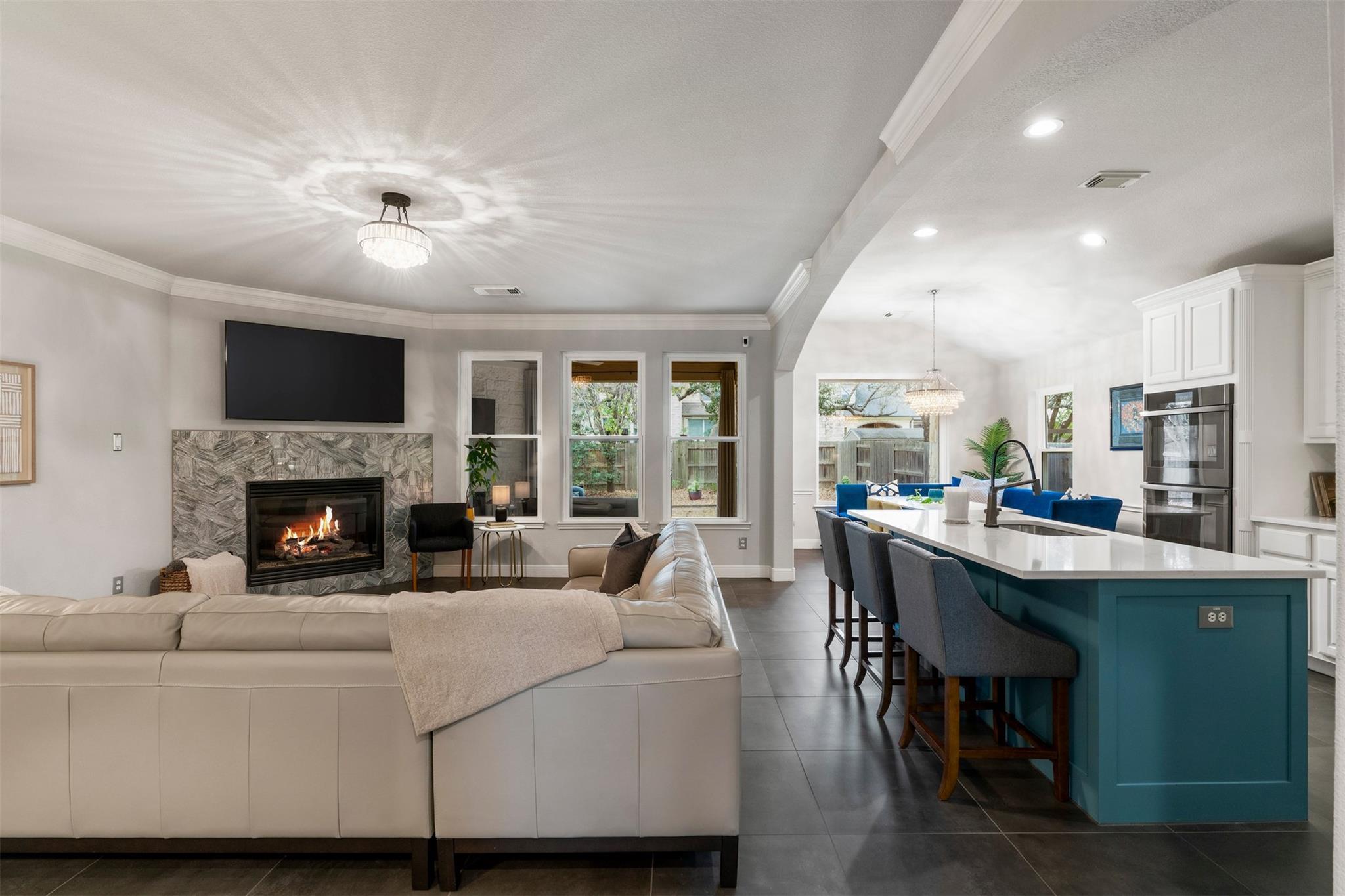 11316 Hollister Dr, Austin, TX 78739