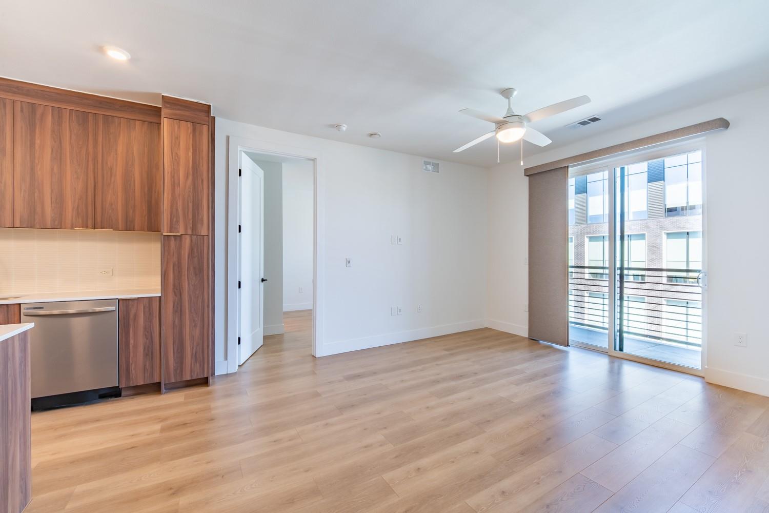 1701 Simond Ave # 611, Austin, TX 78723