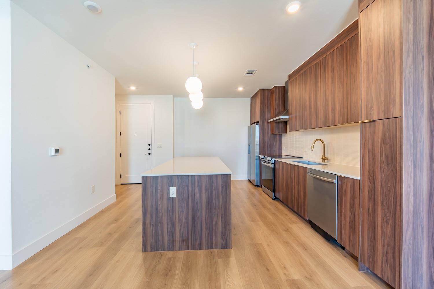 1701 Simond Ave # 611, Austin, TX 78723