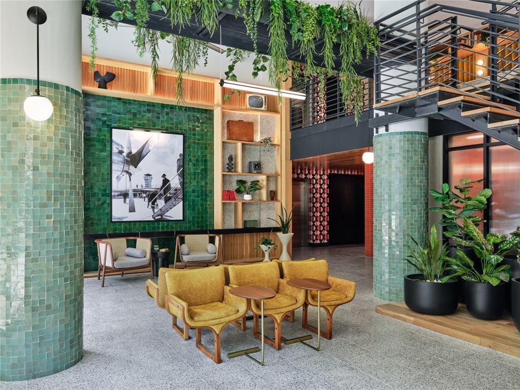 1701 Simond Ave # 611, Austin, TX 78723