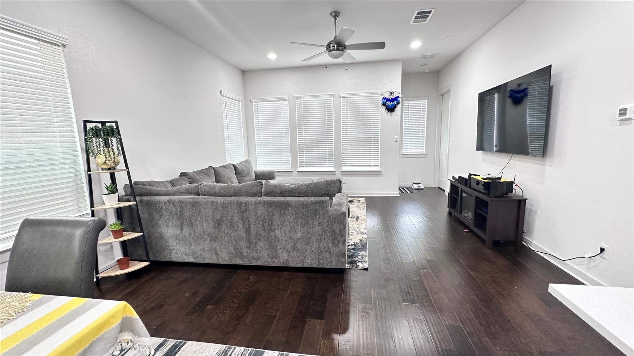 1336 Westborough Ln, Leander, TX 78641