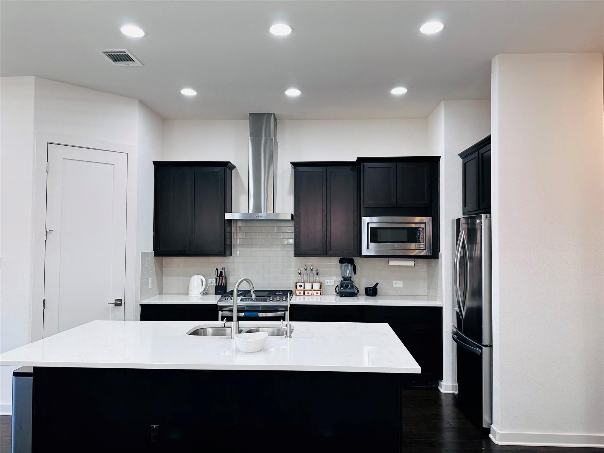 1336 Westborough Ln, Leander, TX 78641