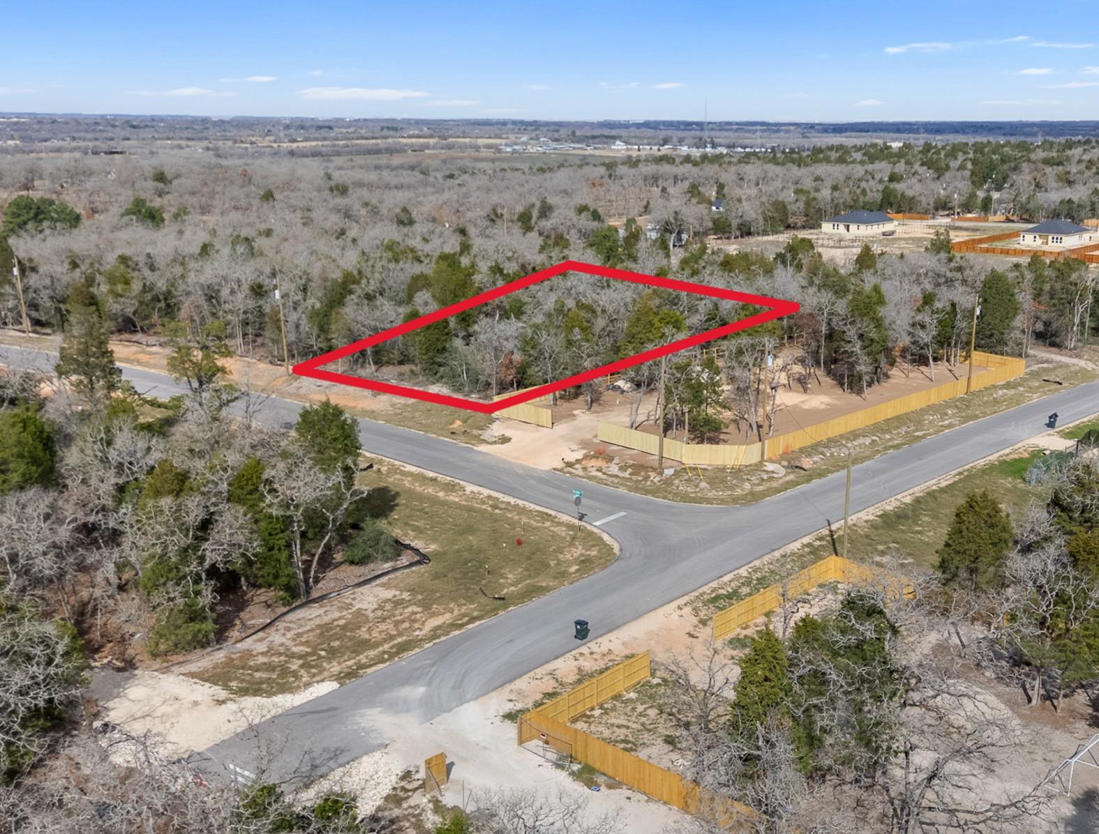 137 Las Alturas Dr, Elgin, TX 78621