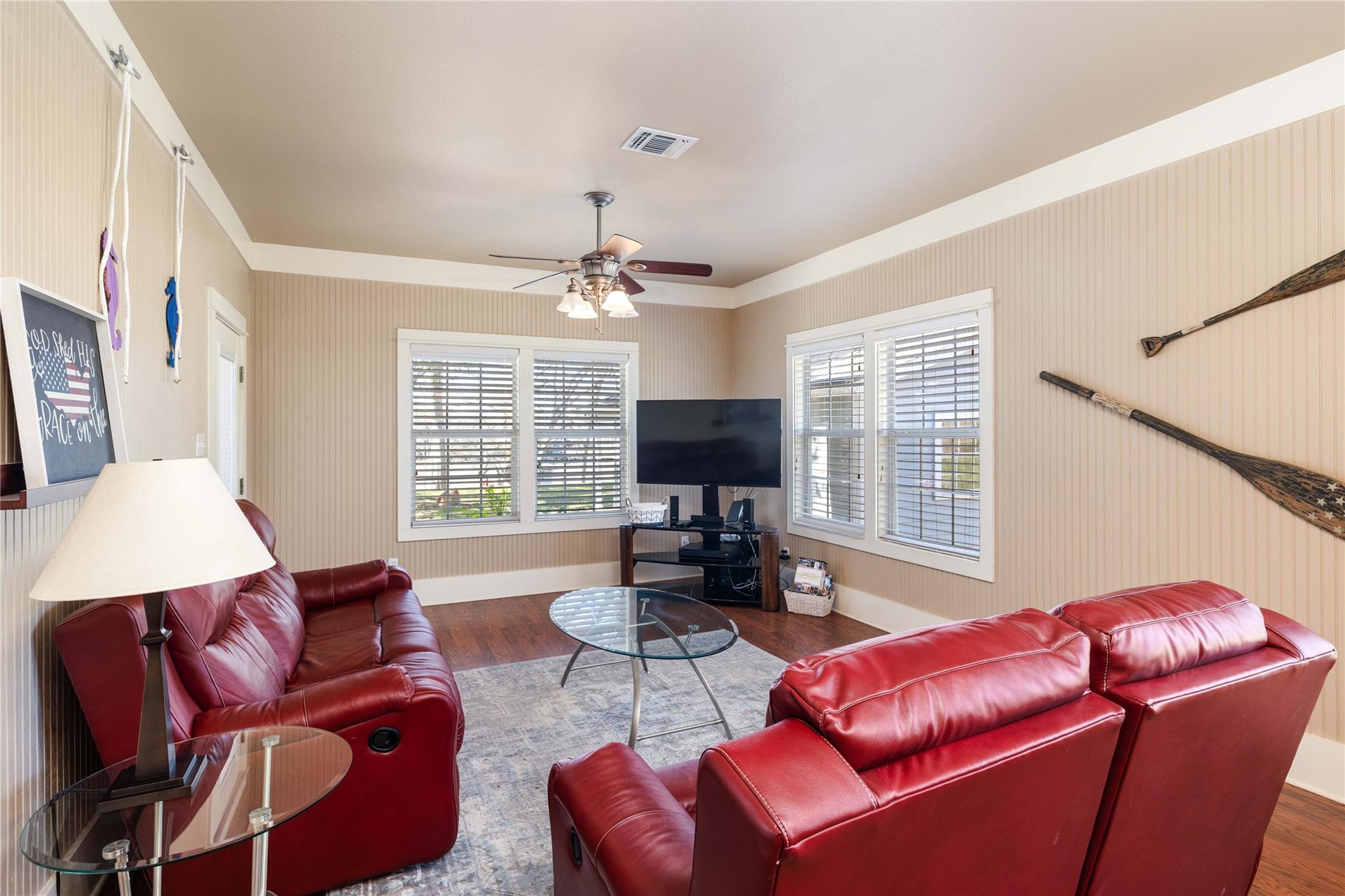 1012 Buerger Ln, Seguin, TX 78155