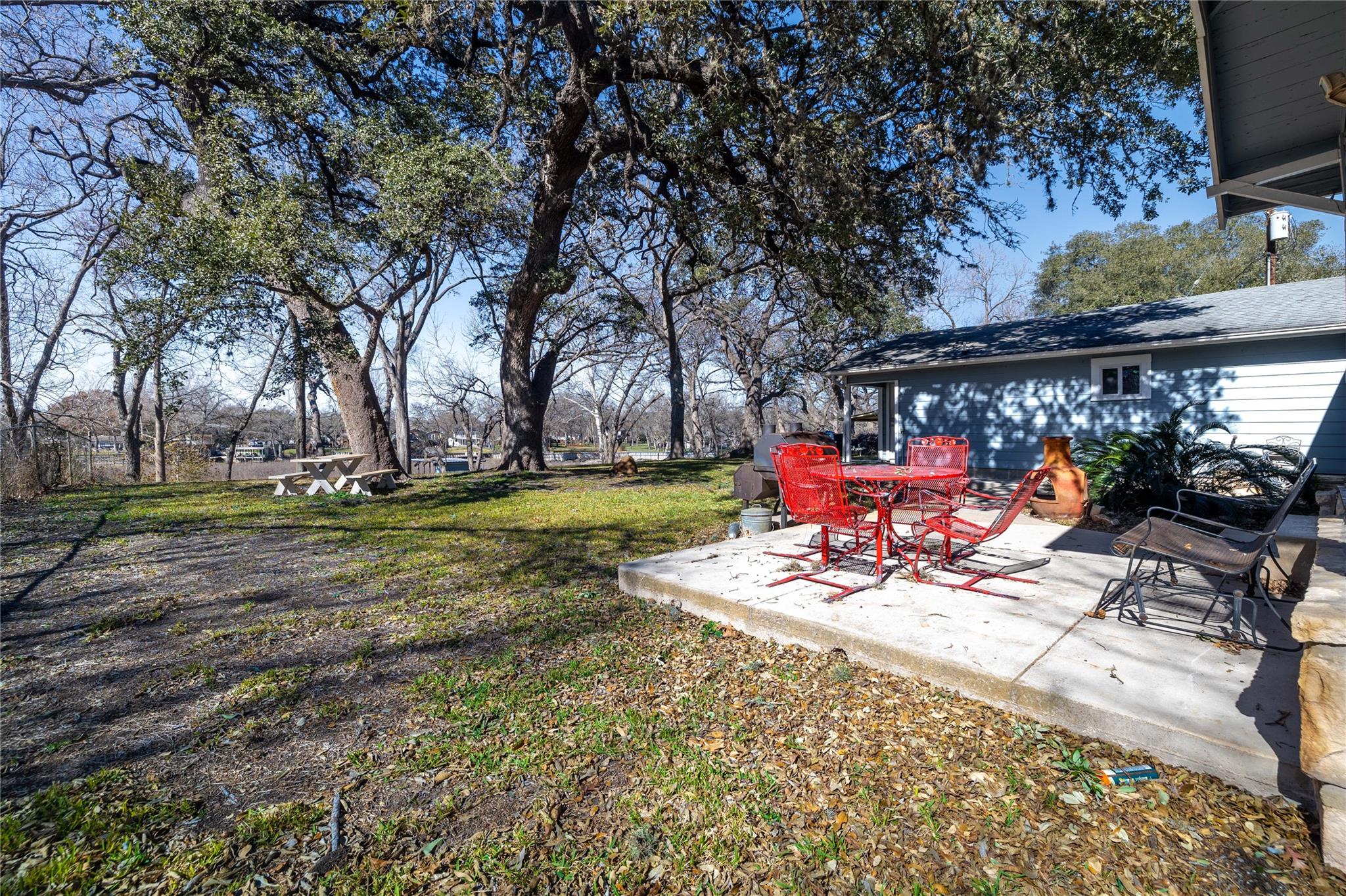 1012 Buerger Ln, Seguin, TX 78155