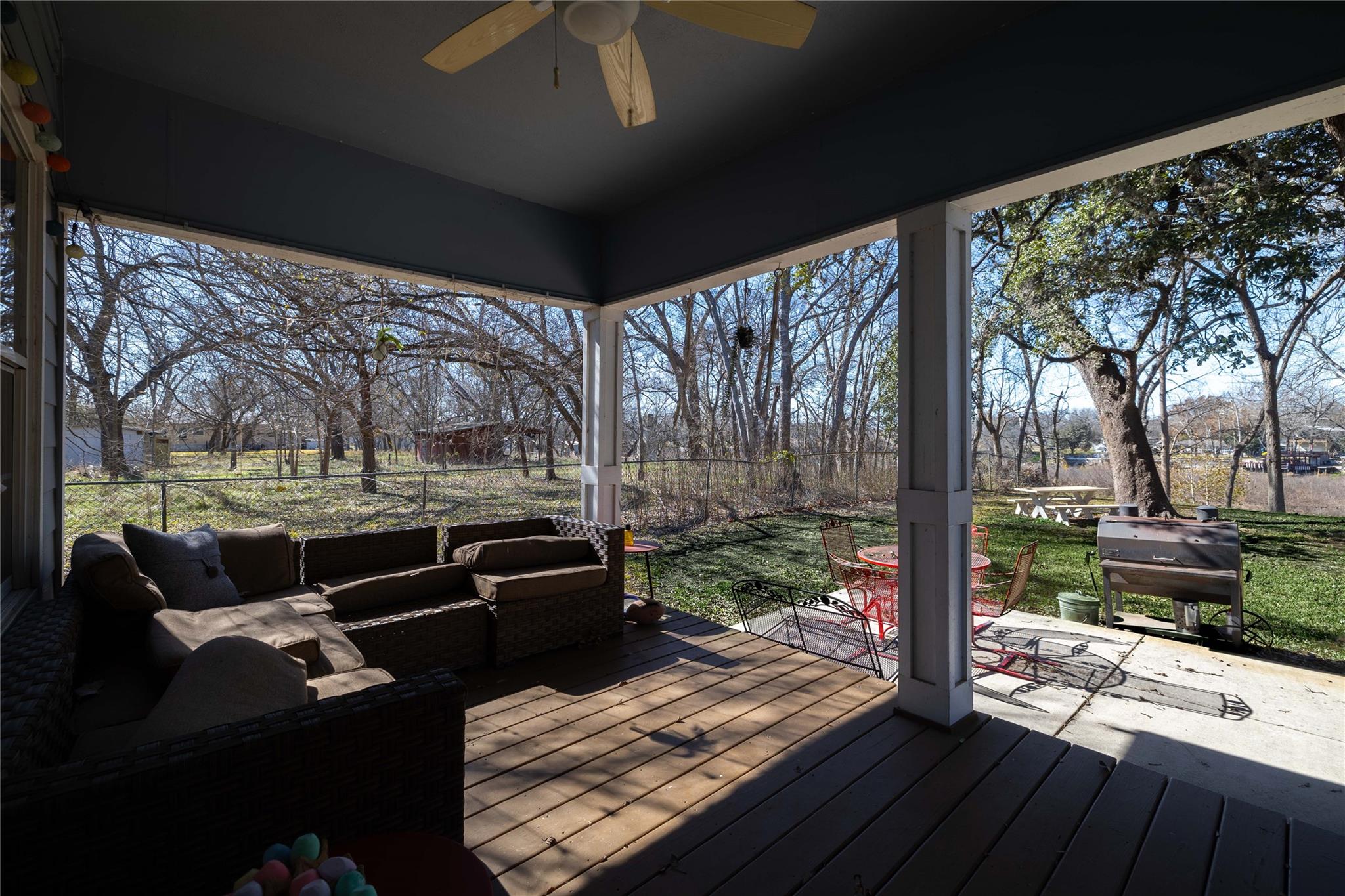 1012 Buerger Ln, Seguin, TX 78155