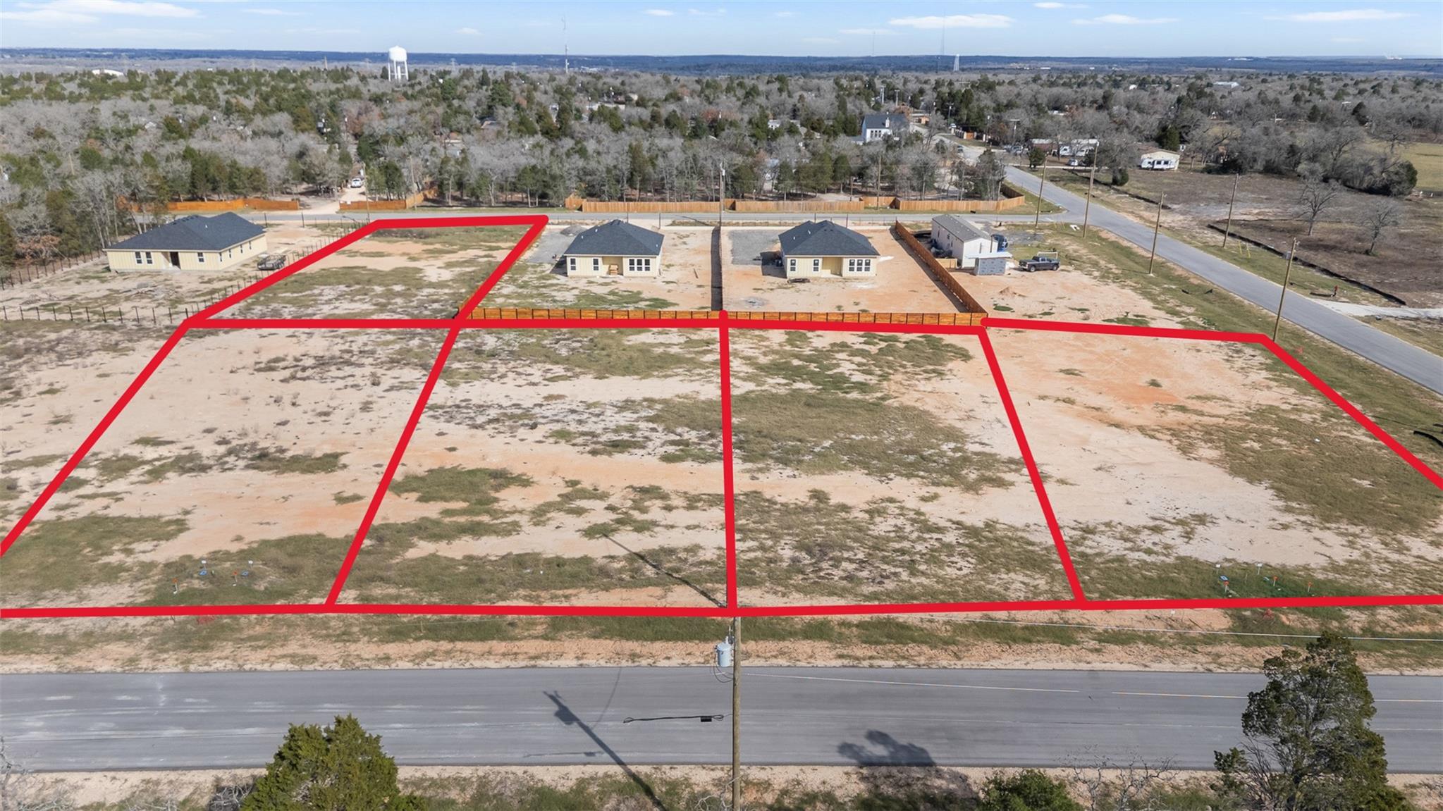 136 Las Alturas Dr, Elgin, TX 78621