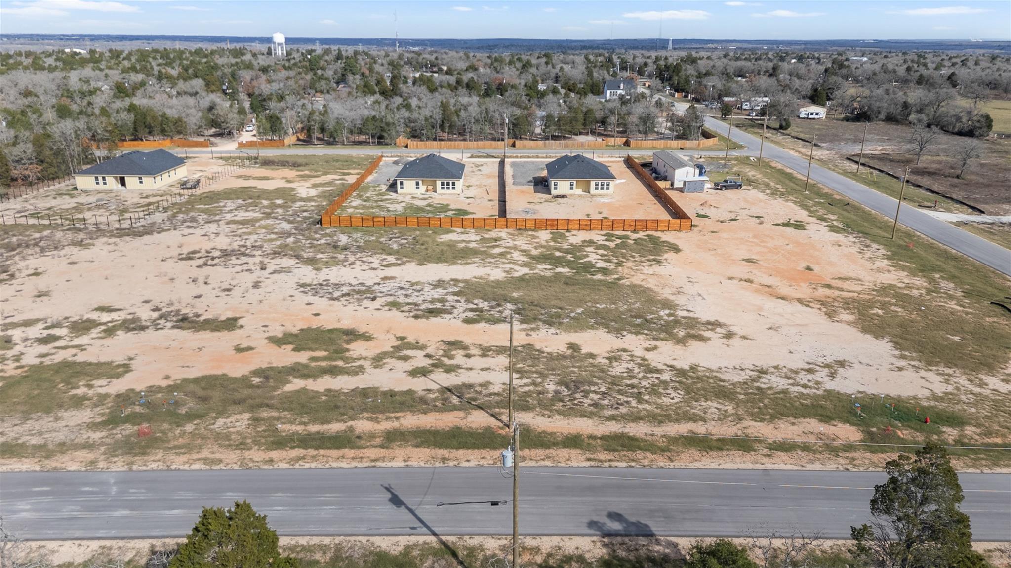 136 Las Alturas Dr, Elgin, TX 78621