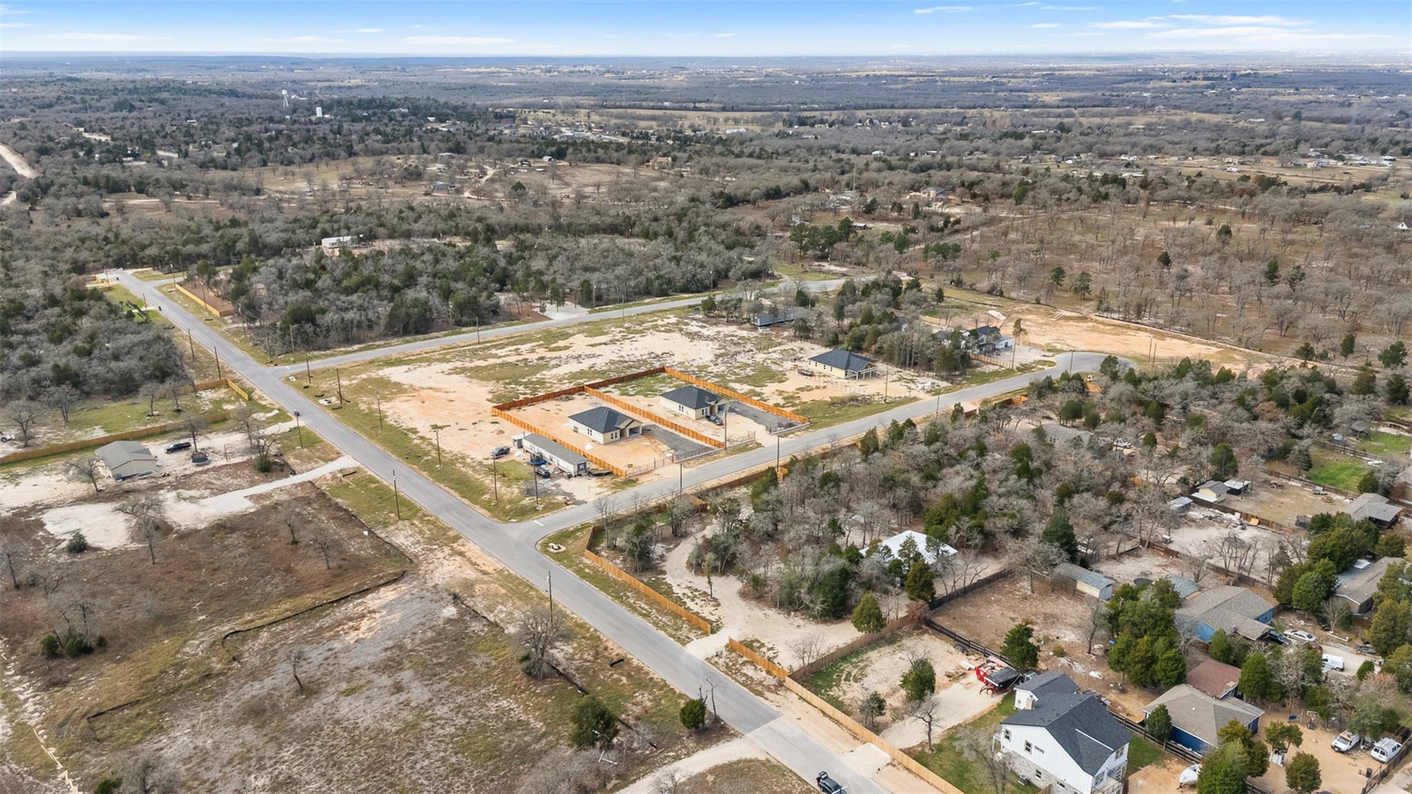 136 Las Alturas Dr, Elgin, TX 78621