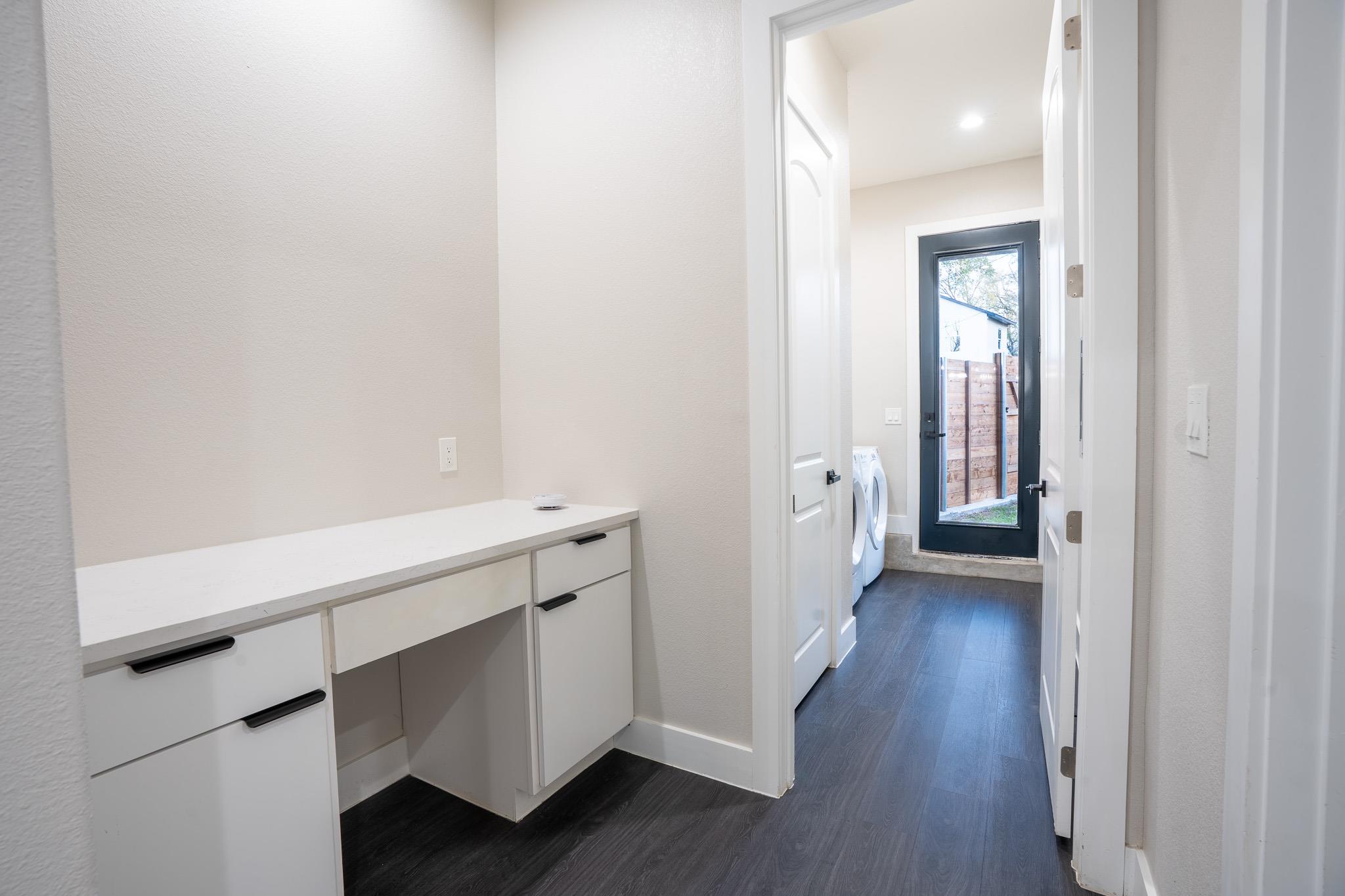 162 Meadow View Blvd # A, Del Valle, TX 78617