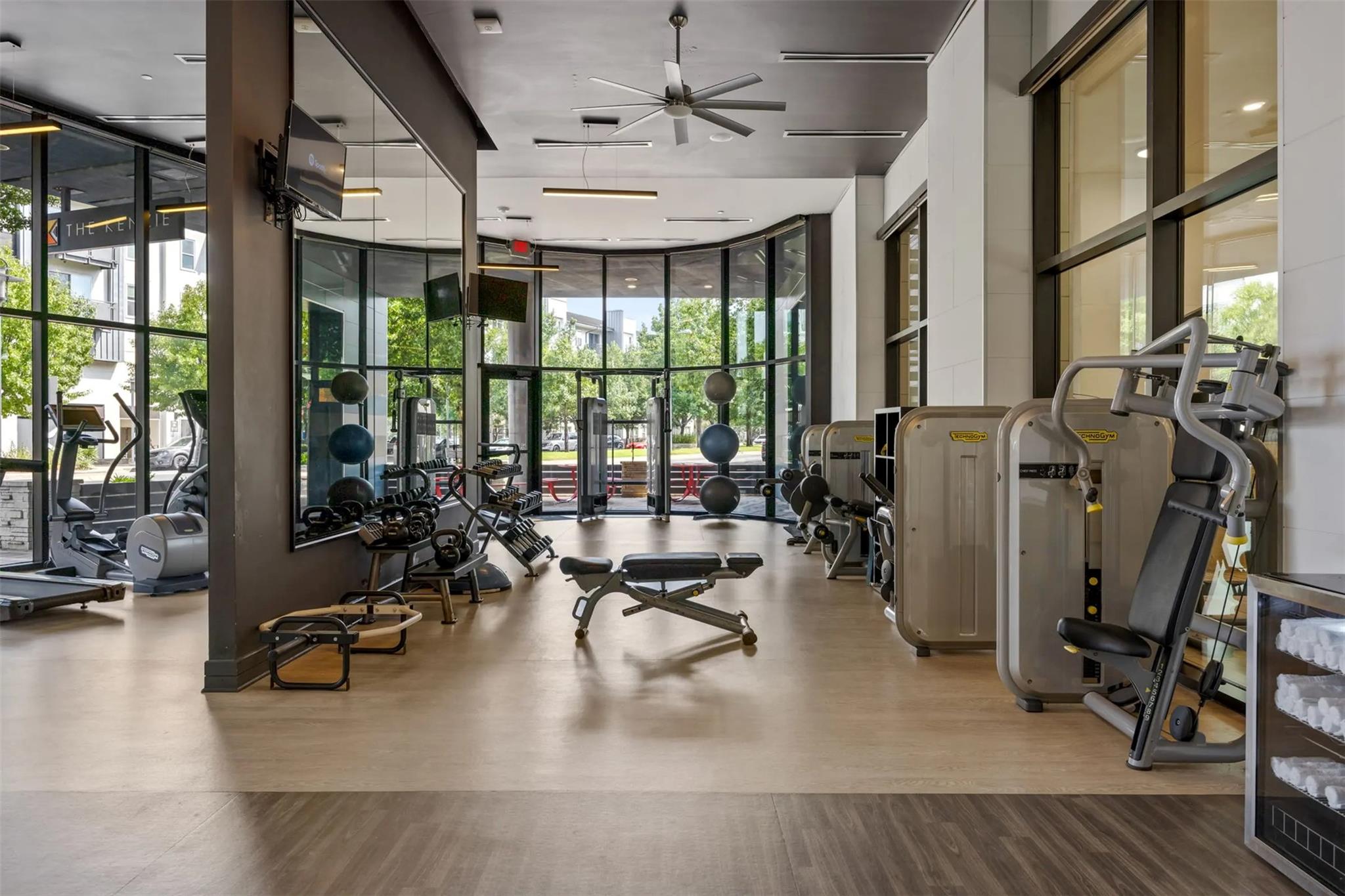 3201 Esperanza Xing # 233, Austin, TX 78758