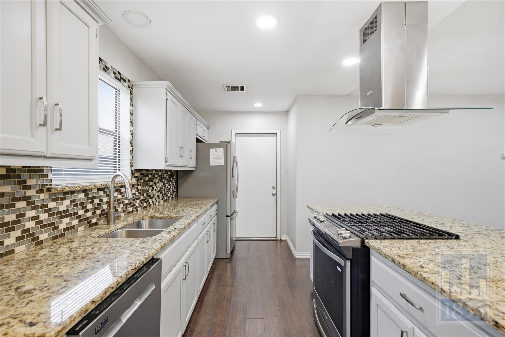 401 Oakridge Pass, Cedar Park, TX 78613