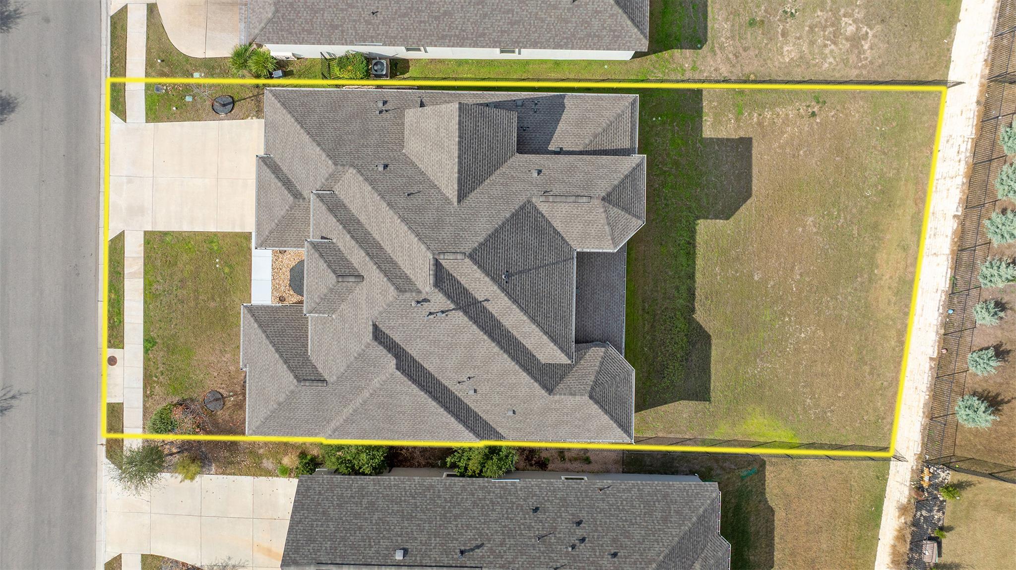 4709 Napoli Shore Dr, Leander, TX 78641