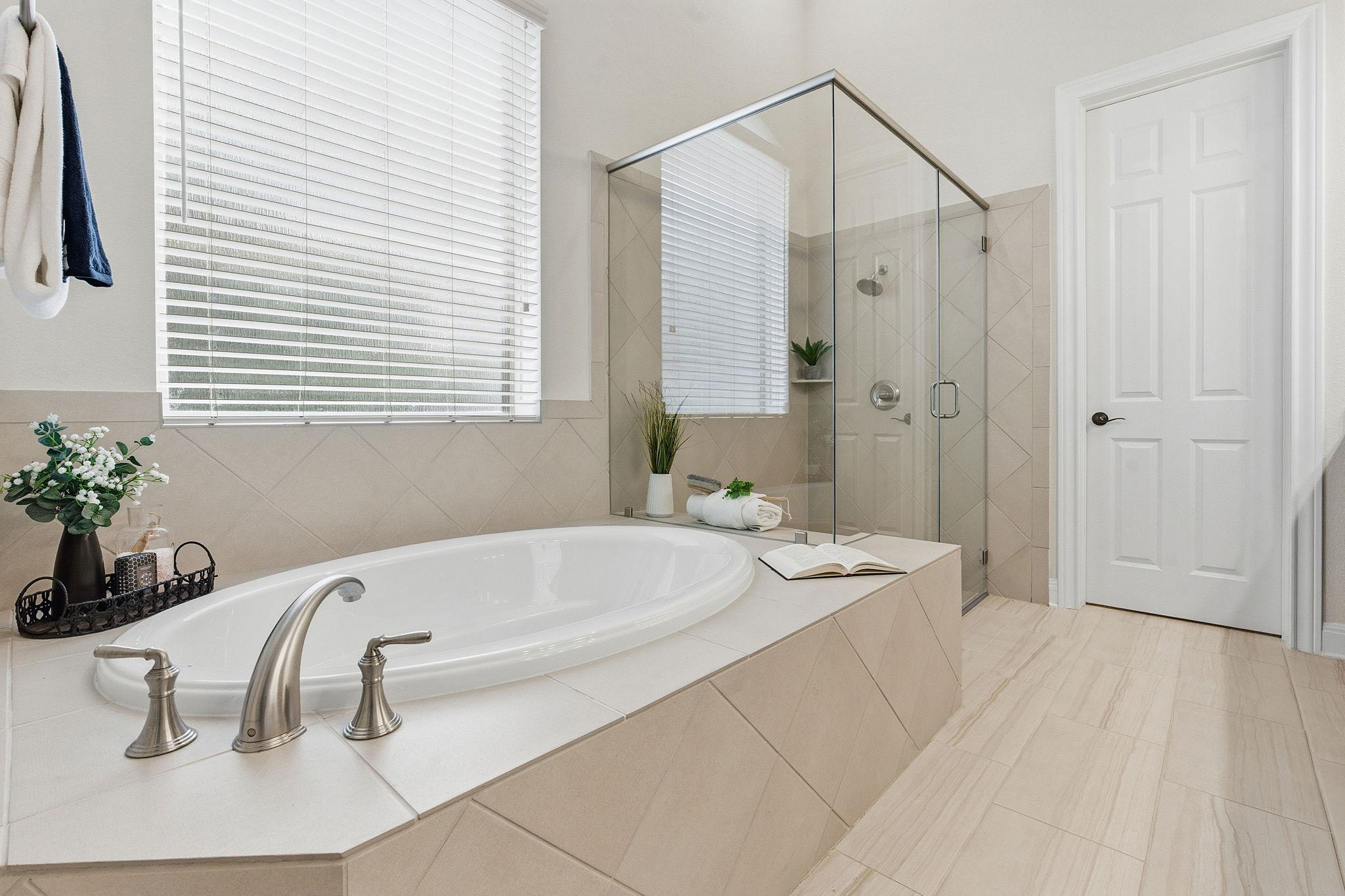 4709 Napoli Shore Dr, Leander, TX 78641