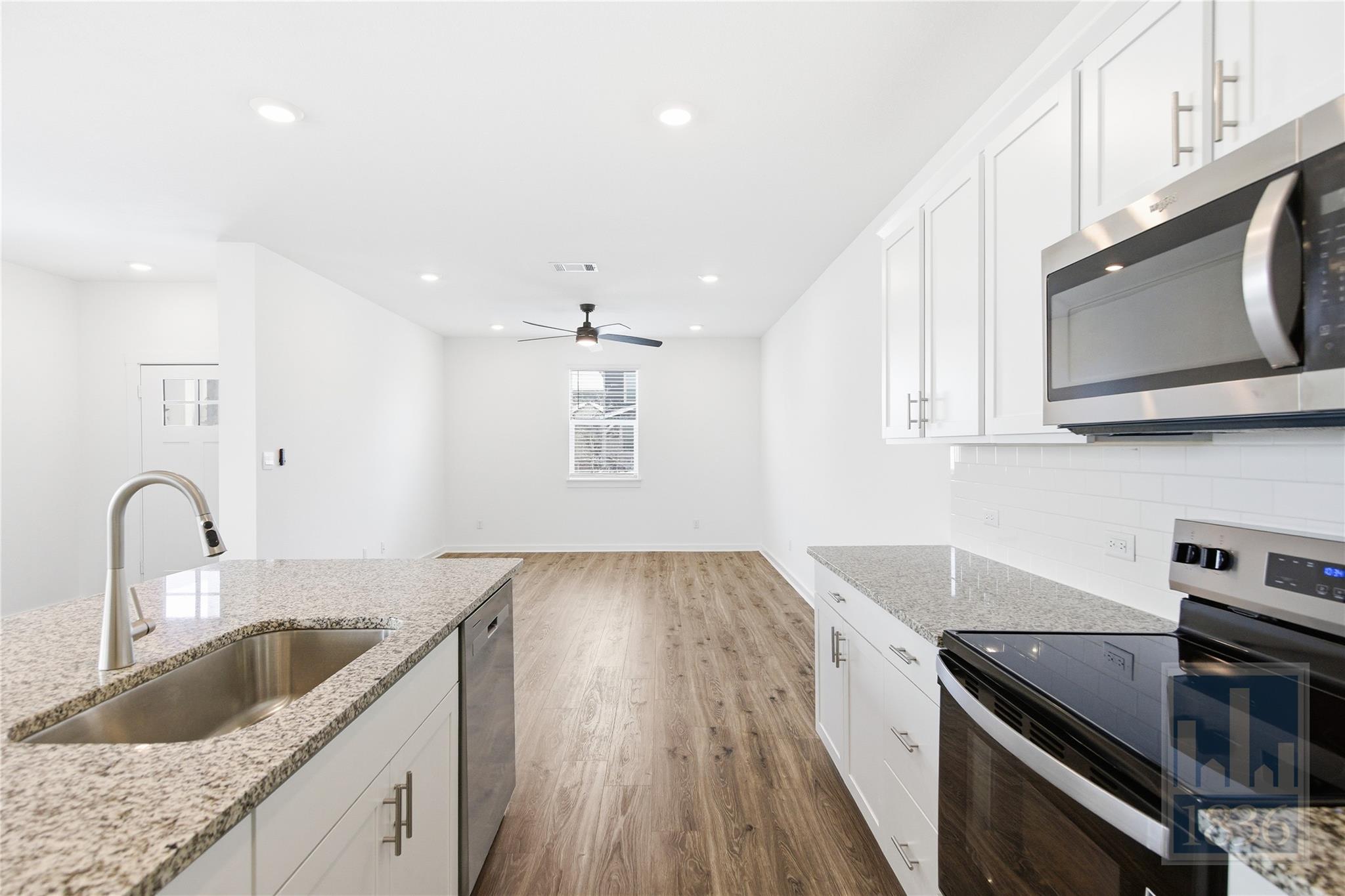 2514 Rose Archer Ln, Round Rock, TX 78665