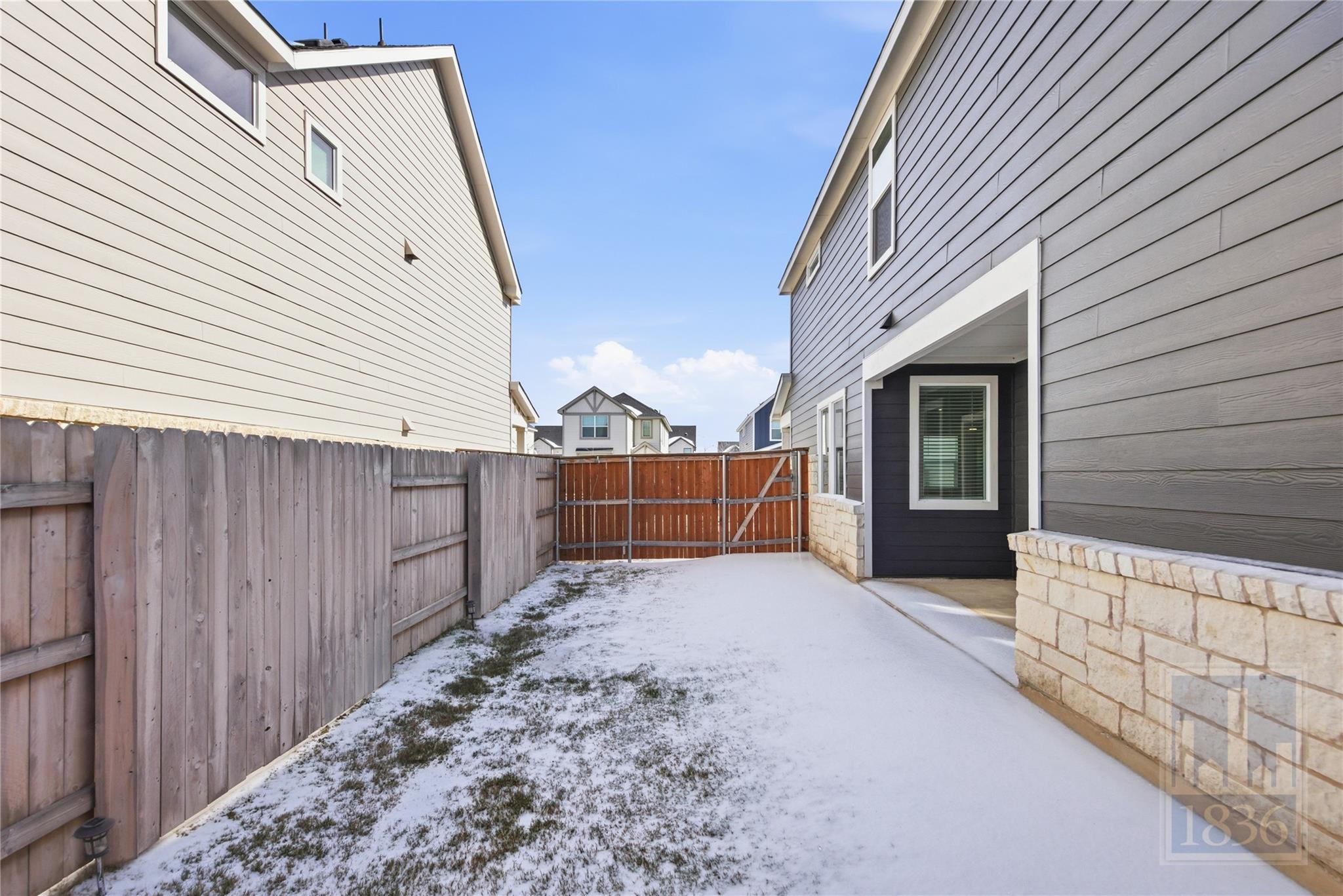 2514 Rose Archer Ln, Round Rock, TX 78665