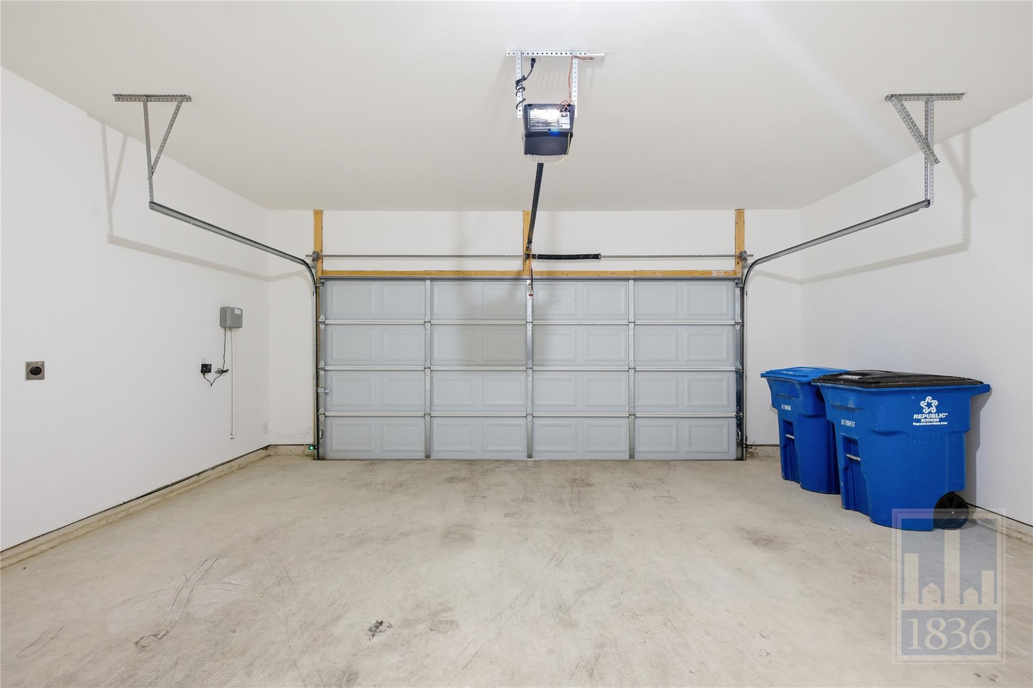 2514 Rose Archer Ln, Round Rock, TX 78665