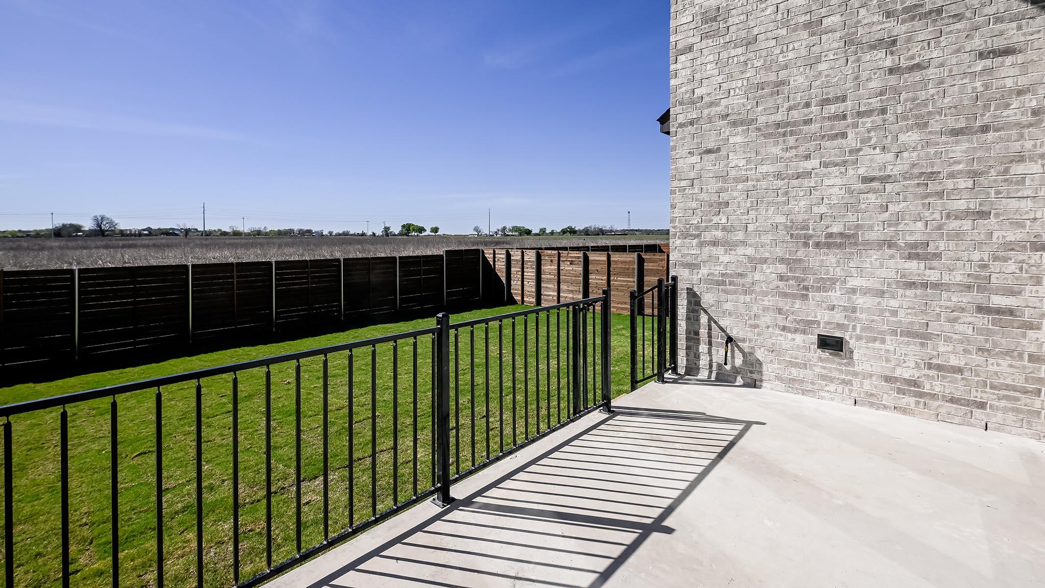 3916 Melody Rd, Lockhart, TX 78644