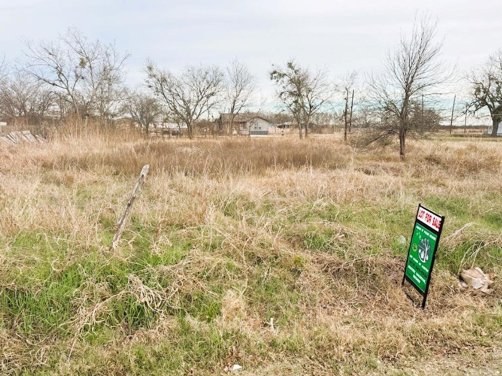 700 S Cotrell St, Bartlett, TX 76511