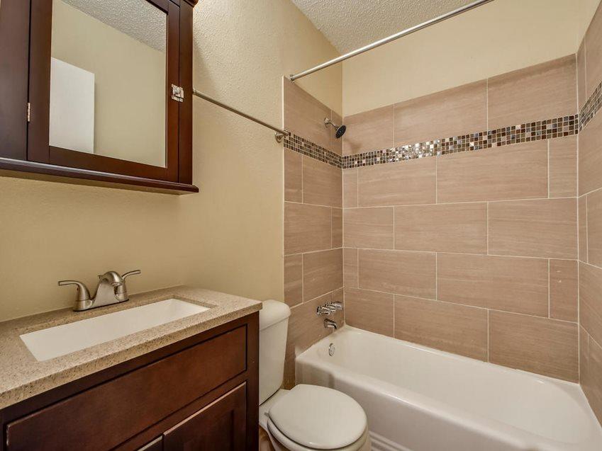 2401 Manor Rd # 227, Austin, TX 78722