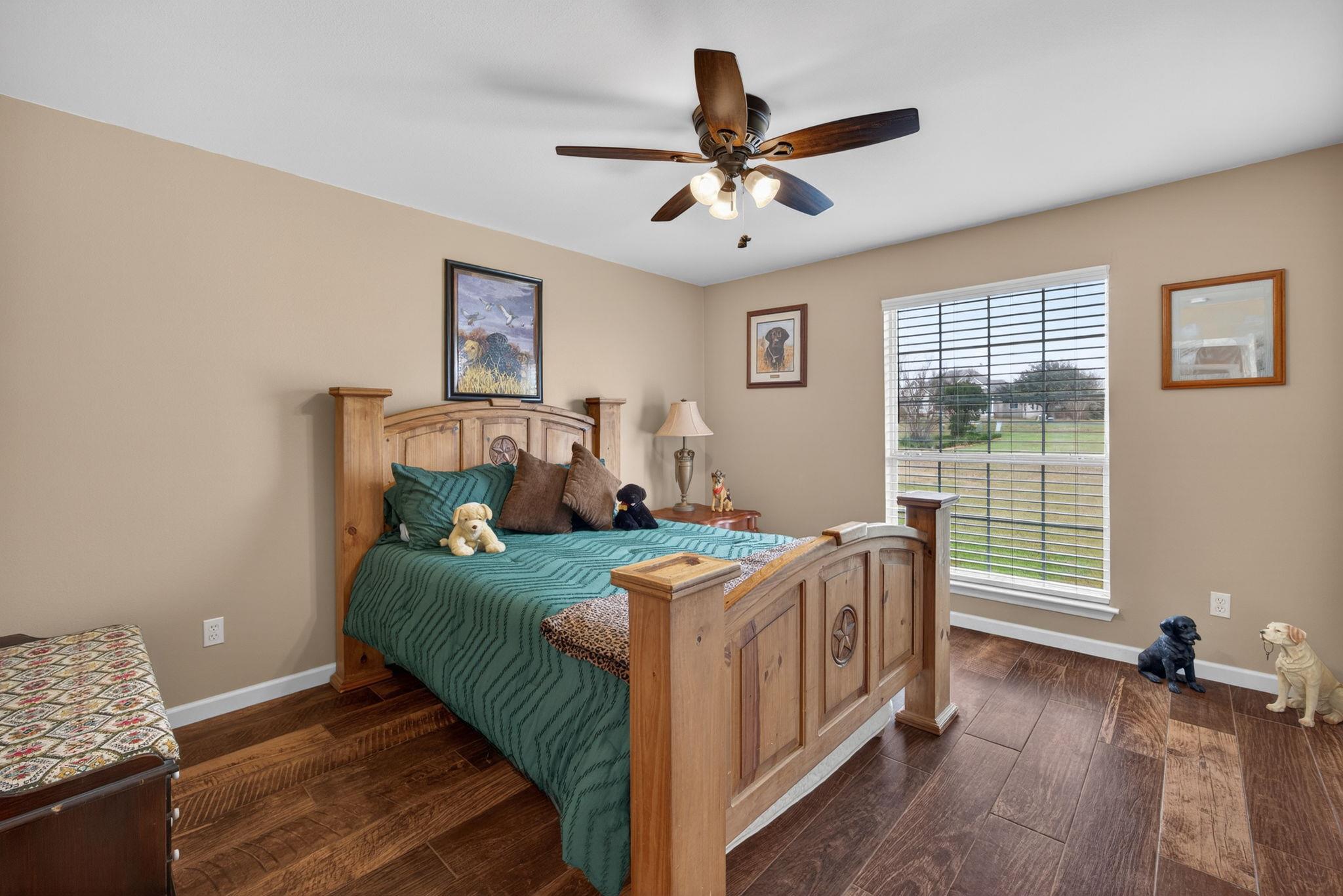 111 Lookout Cir, Hutto, TX 78634