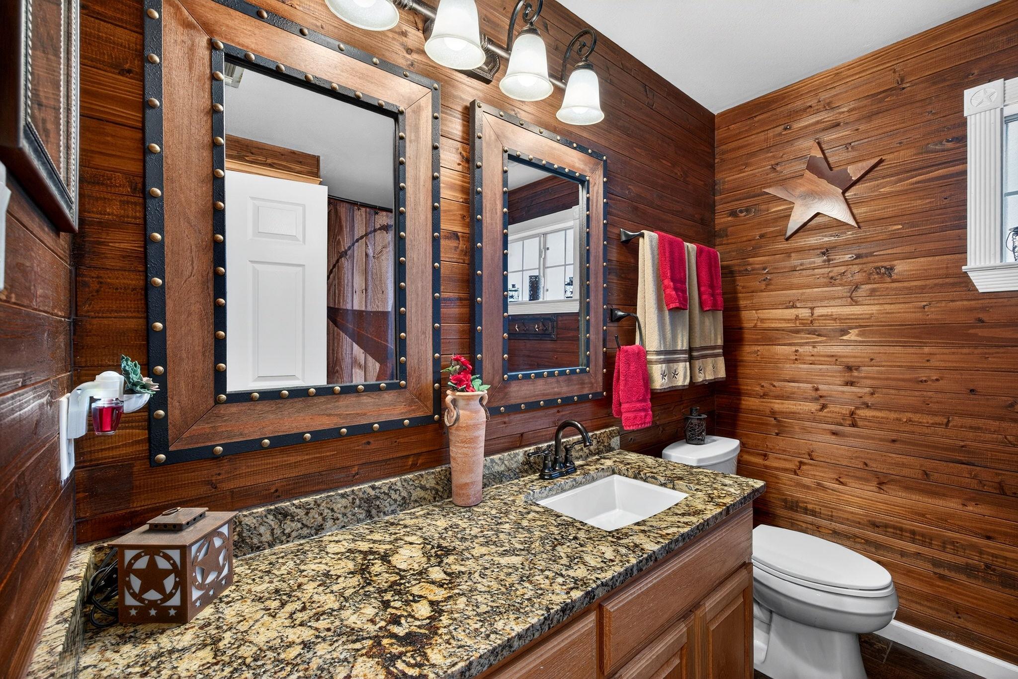 111 Lookout Cir, Hutto, TX 78634