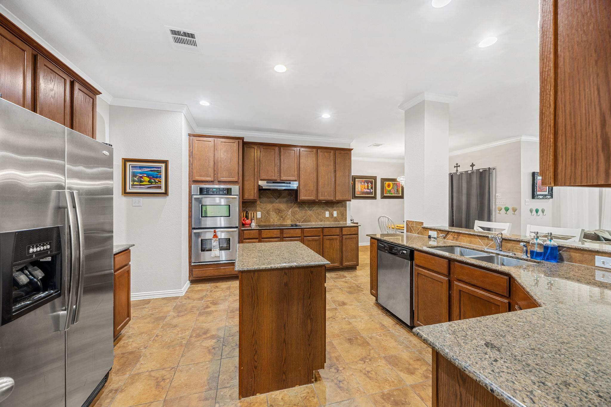 2015 River Rock Trl, Harker Heights, TX 76548