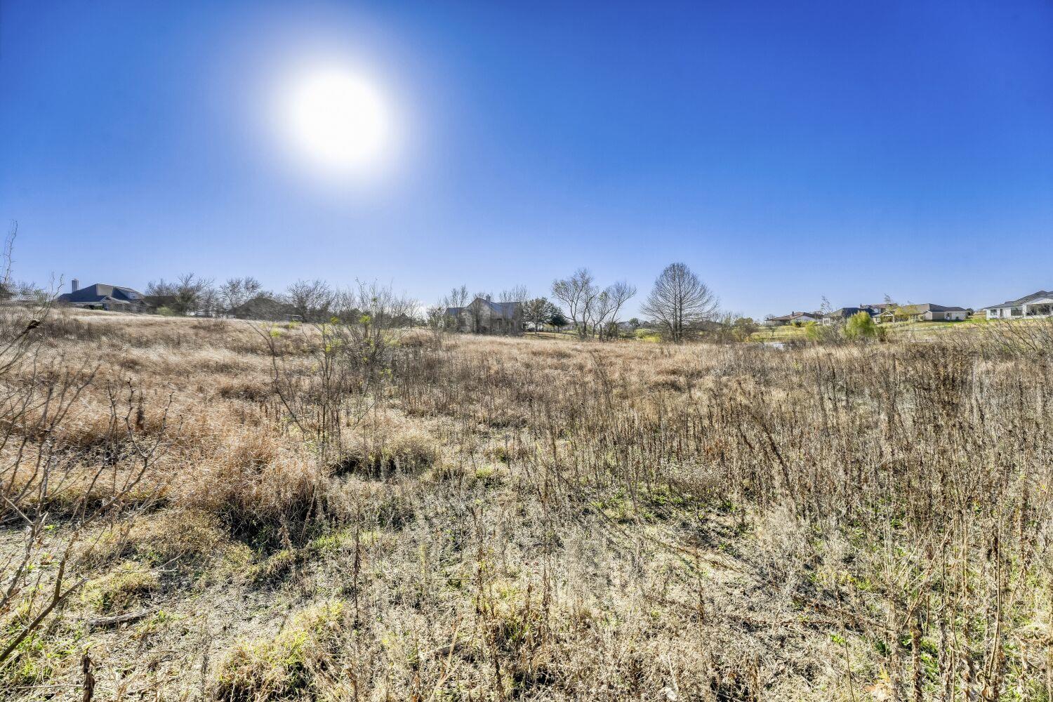 337 Comanche Cir, Hutto, TX 78634