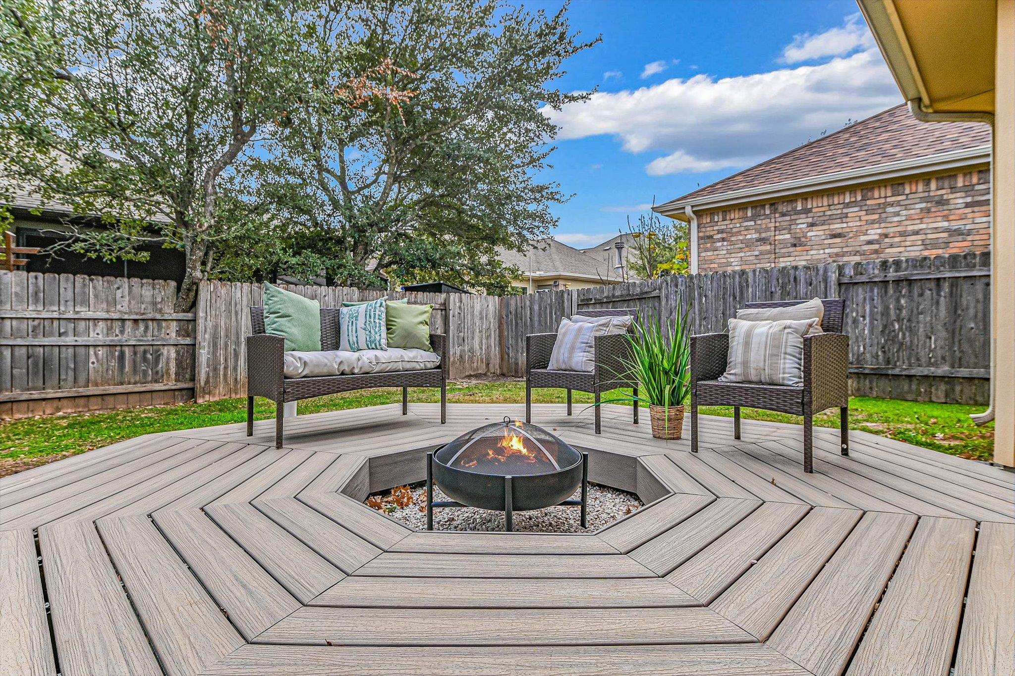 13017 Hymeadow Cir, Austin, TX 78729